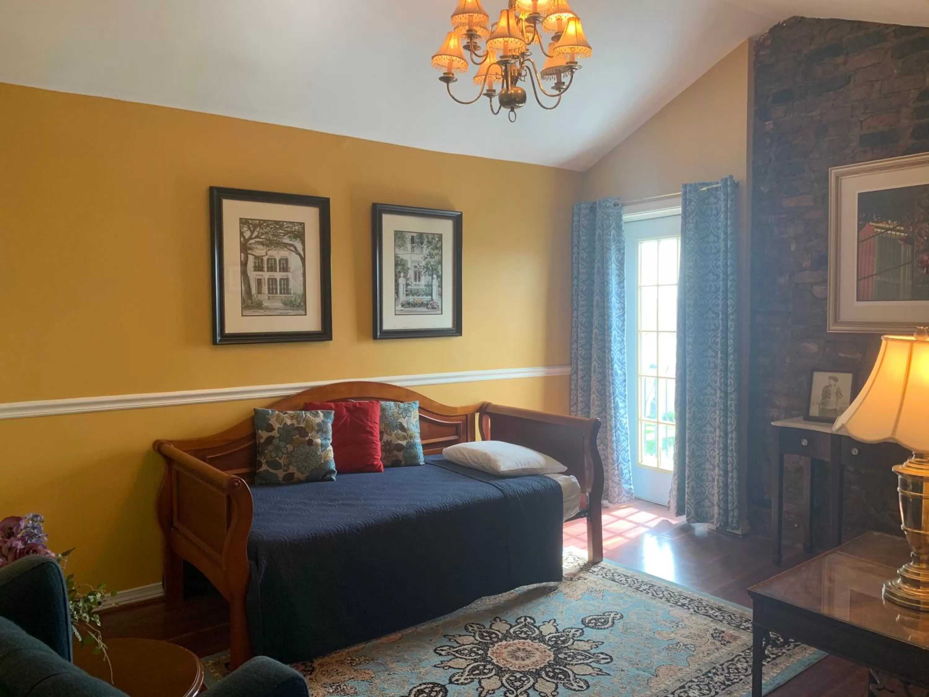 King Suite with Balcony in Hotel Villa Convento