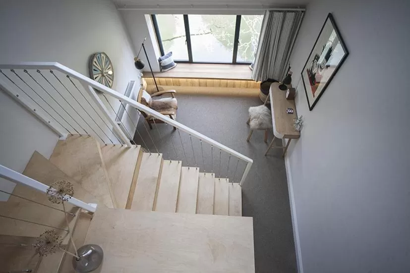 Day in Timbrell's Yard