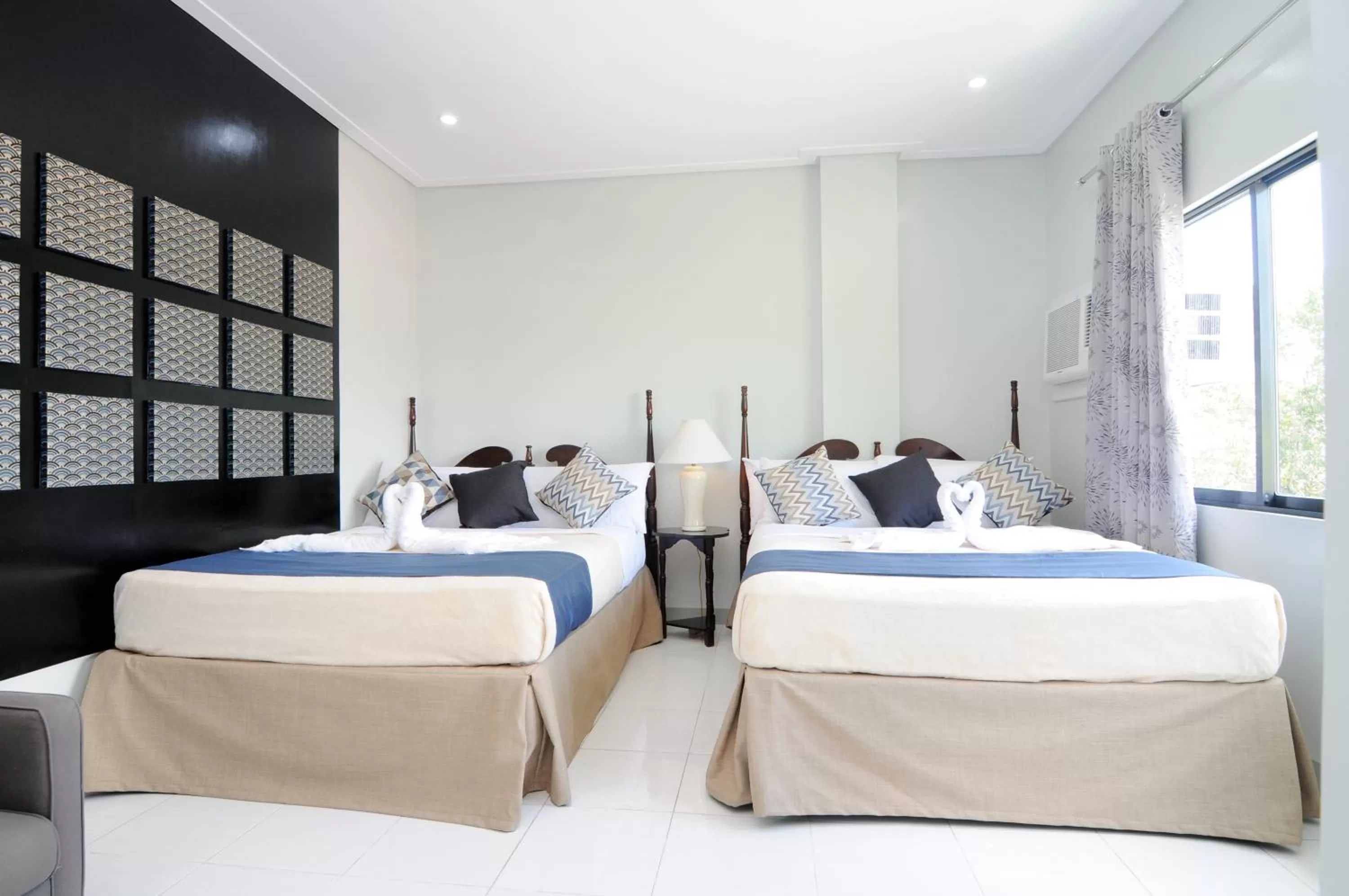 Bedroom, Bed in 717 Cesar Place Hotel