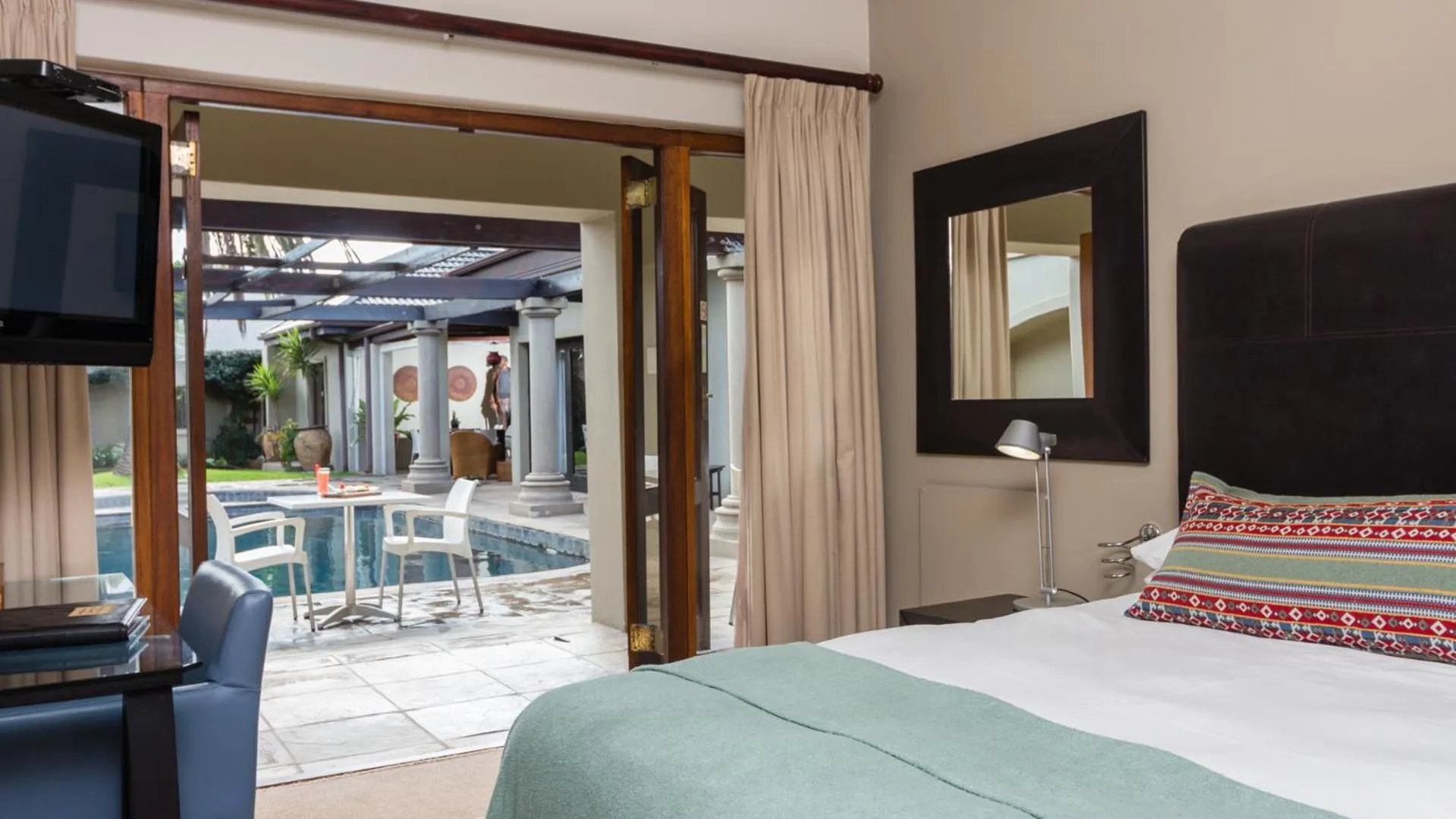 Other, Bed in Manor 38