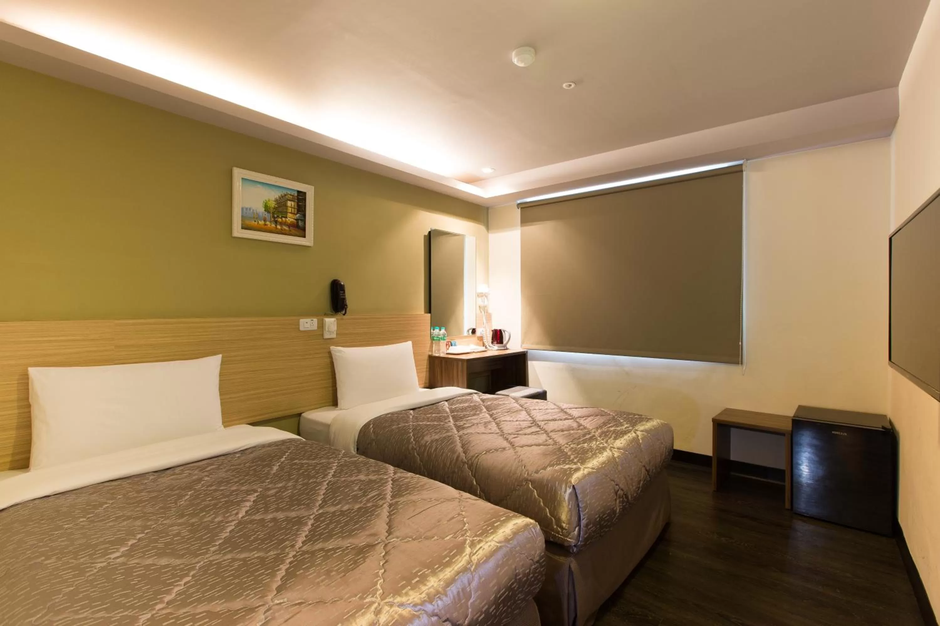 Standard Twin Room in Chance Hotel