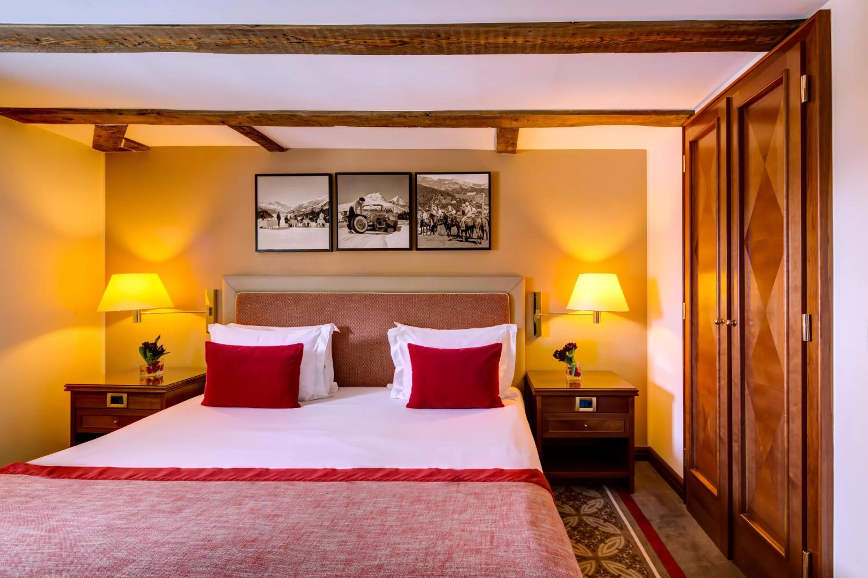 Bedroom, Bed in Grand Hotel des Bains Kempinski