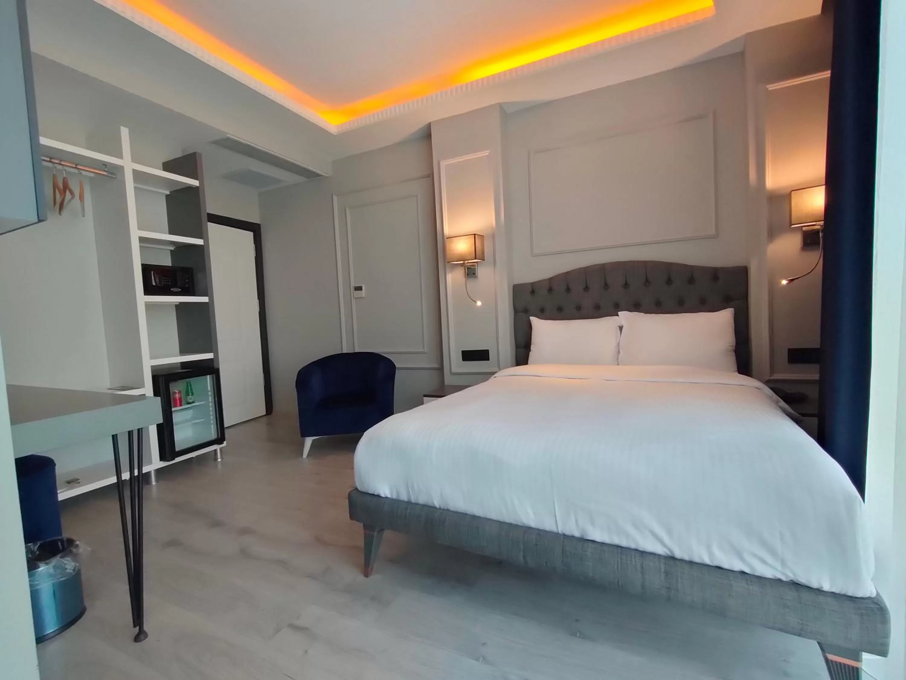 Deluxe Single Room in Loft Airport Hotel's