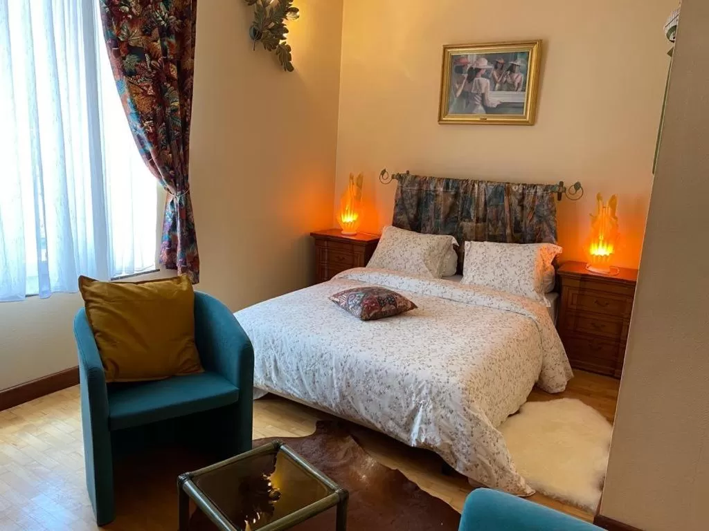 Bed in Château Les Tourelles