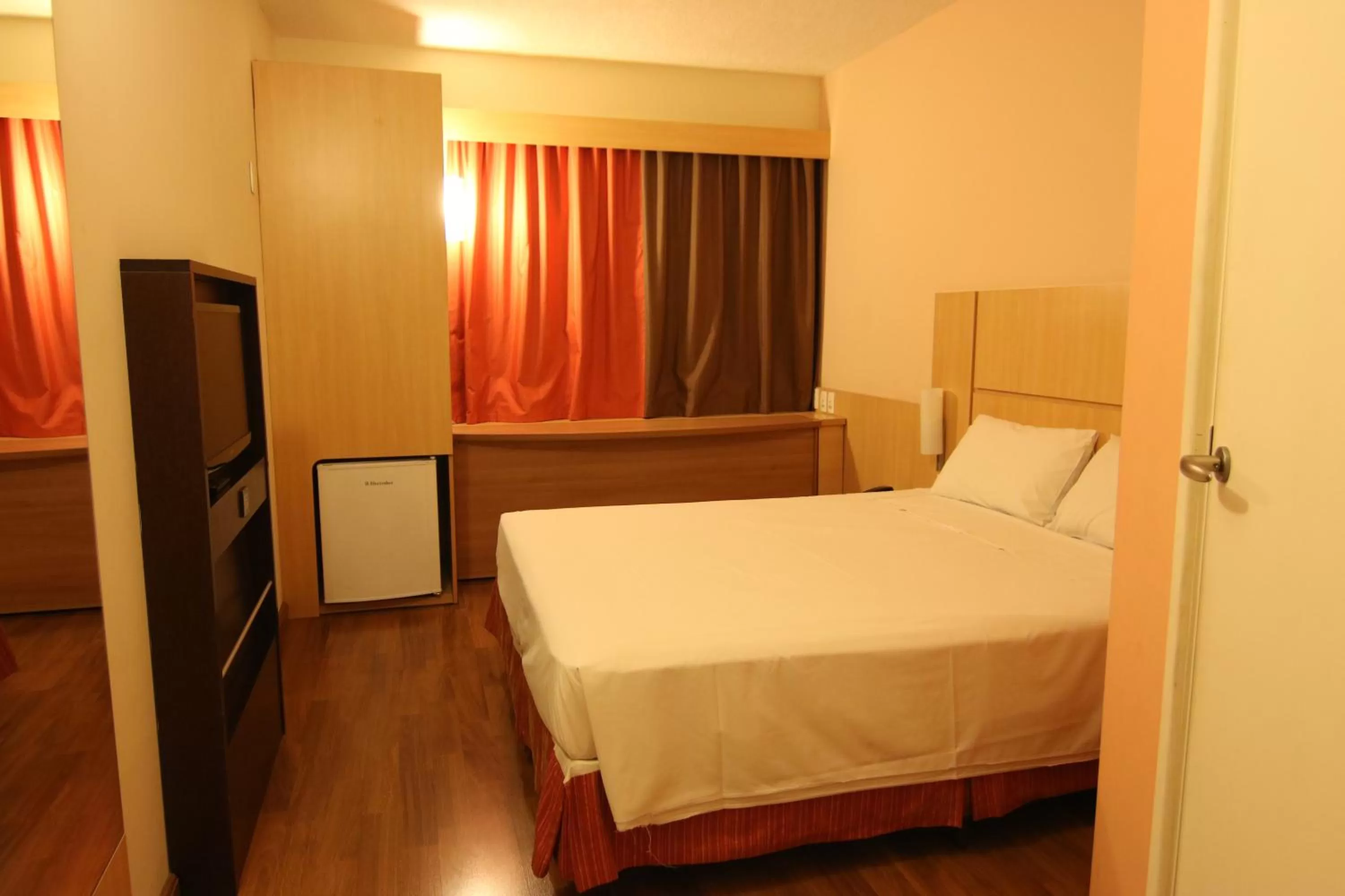 Bedroom, Bed in Samba Itaboraí