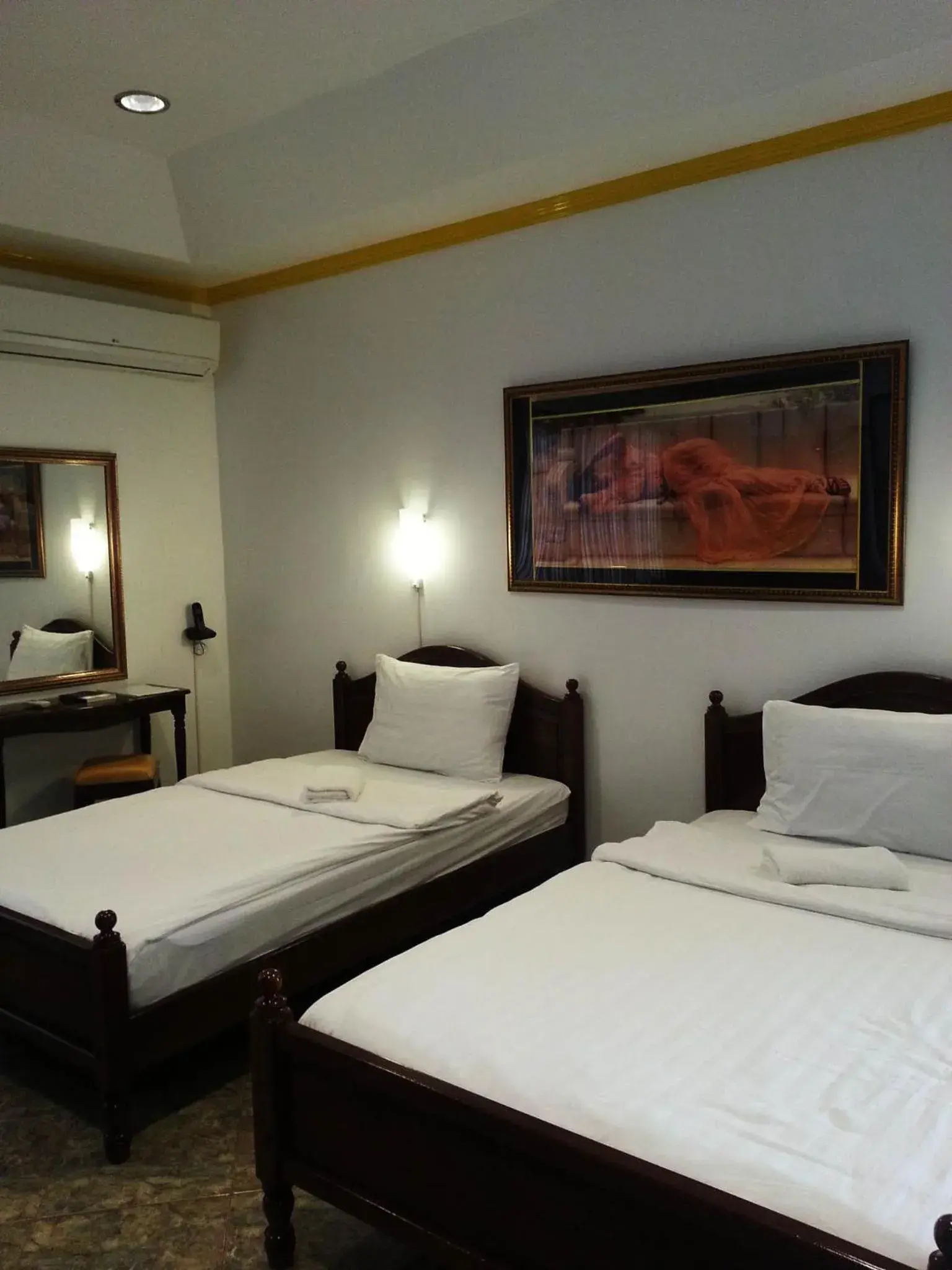 Standard Twin Room in Dolce Vita Hotel Standard Twin Room in Dolce Vita Hotel