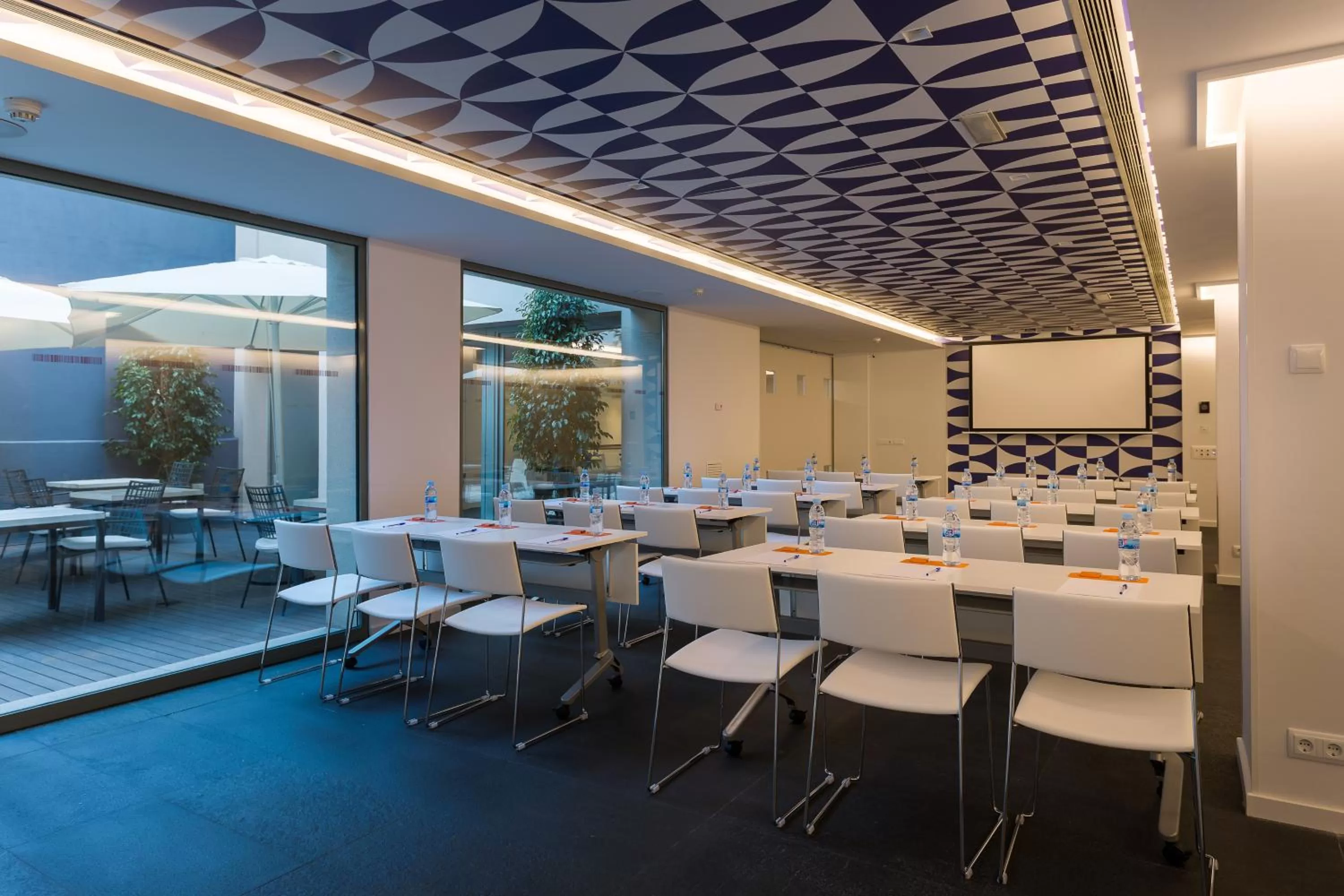 Meeting/conference room in Room Mate Carla, Barcelona