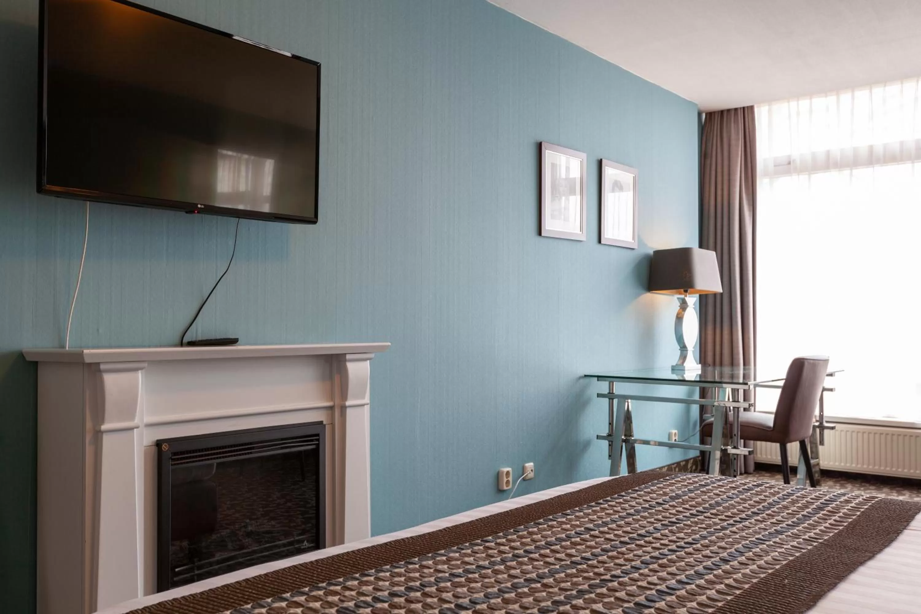 TV and multimedia in Amsterdam Hotel Uithoorn