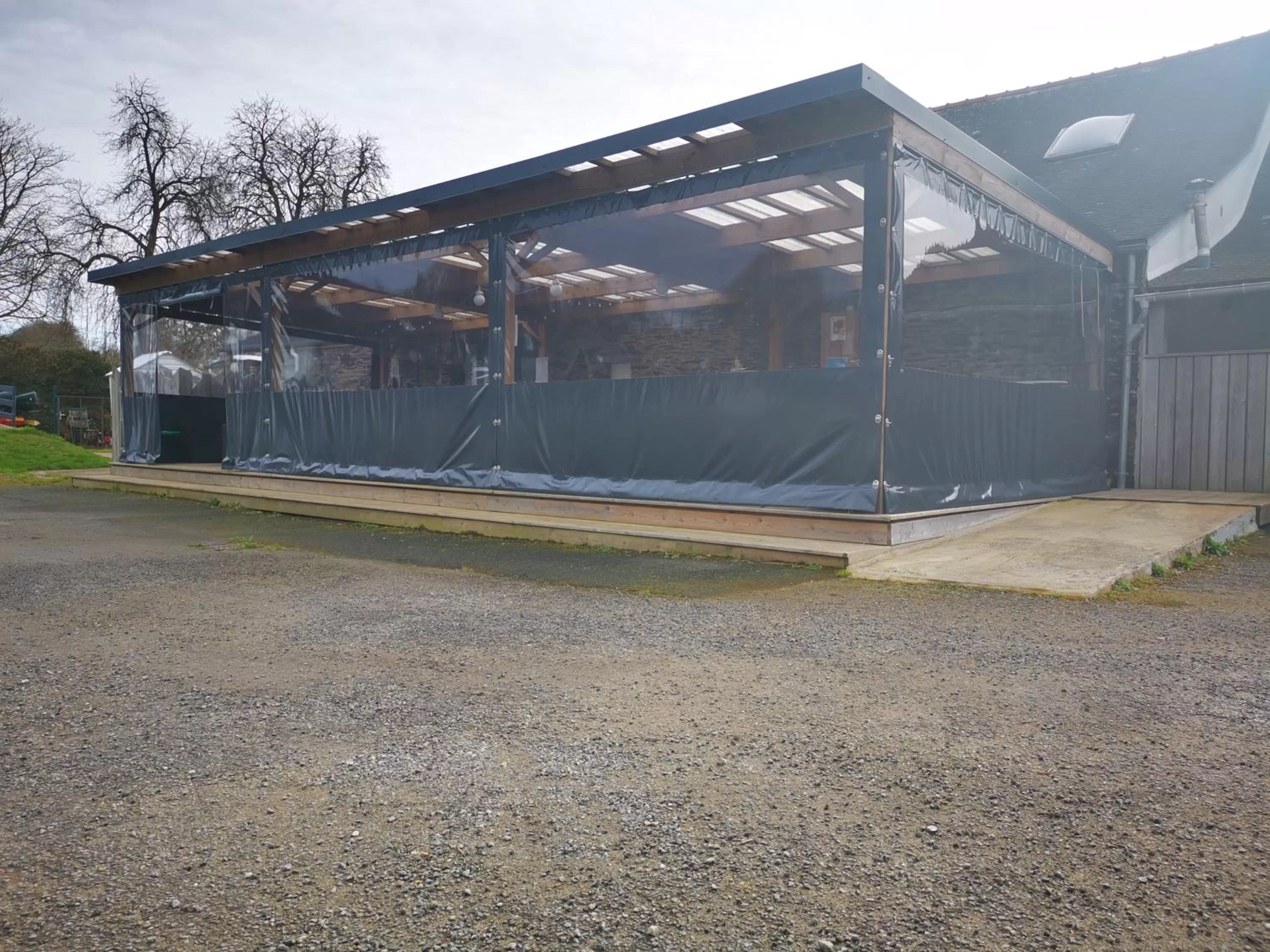 Property Building in Les chambres du Bistro du Canal