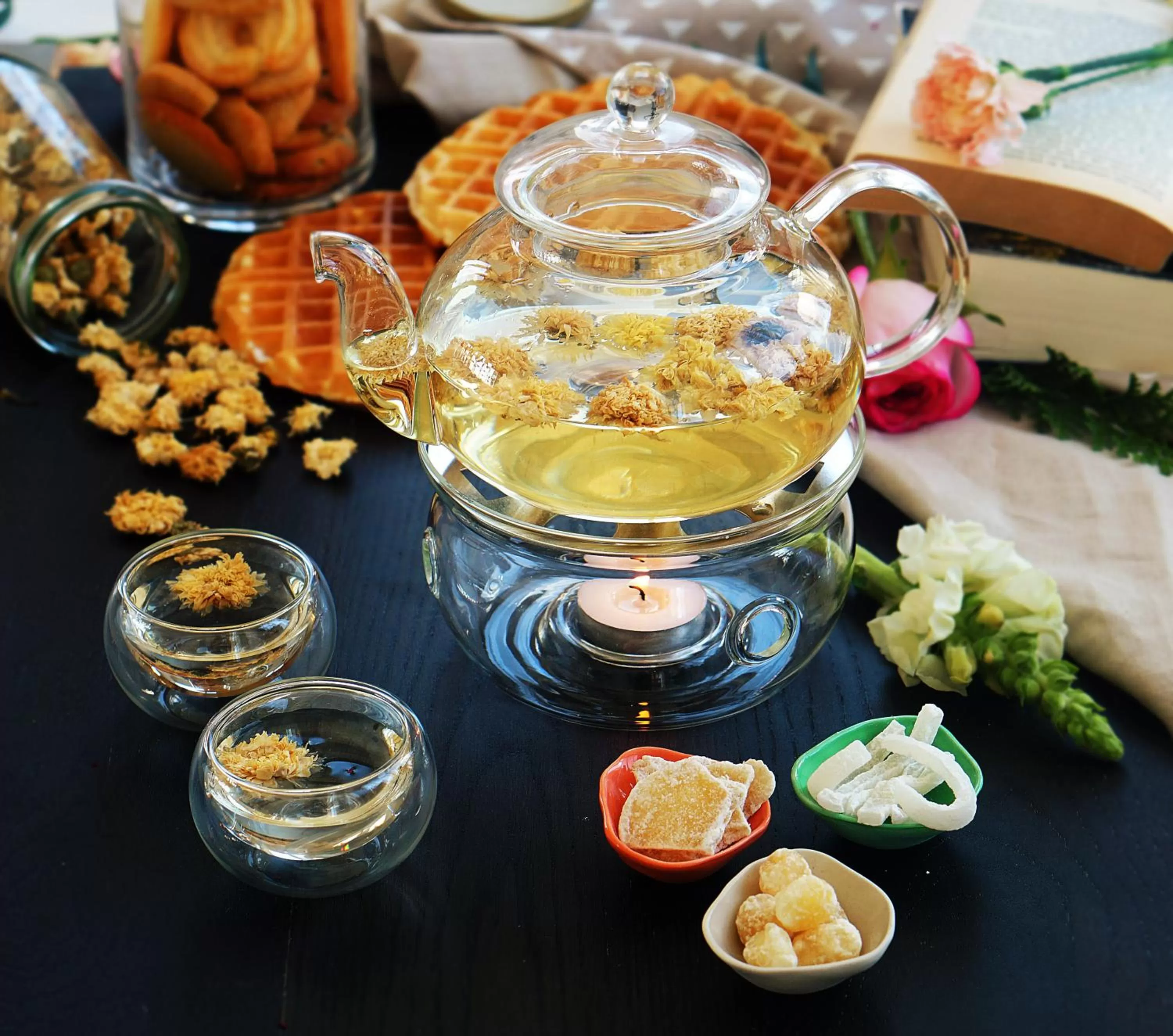 Food and drinks in Sanouva Saigon Hotel