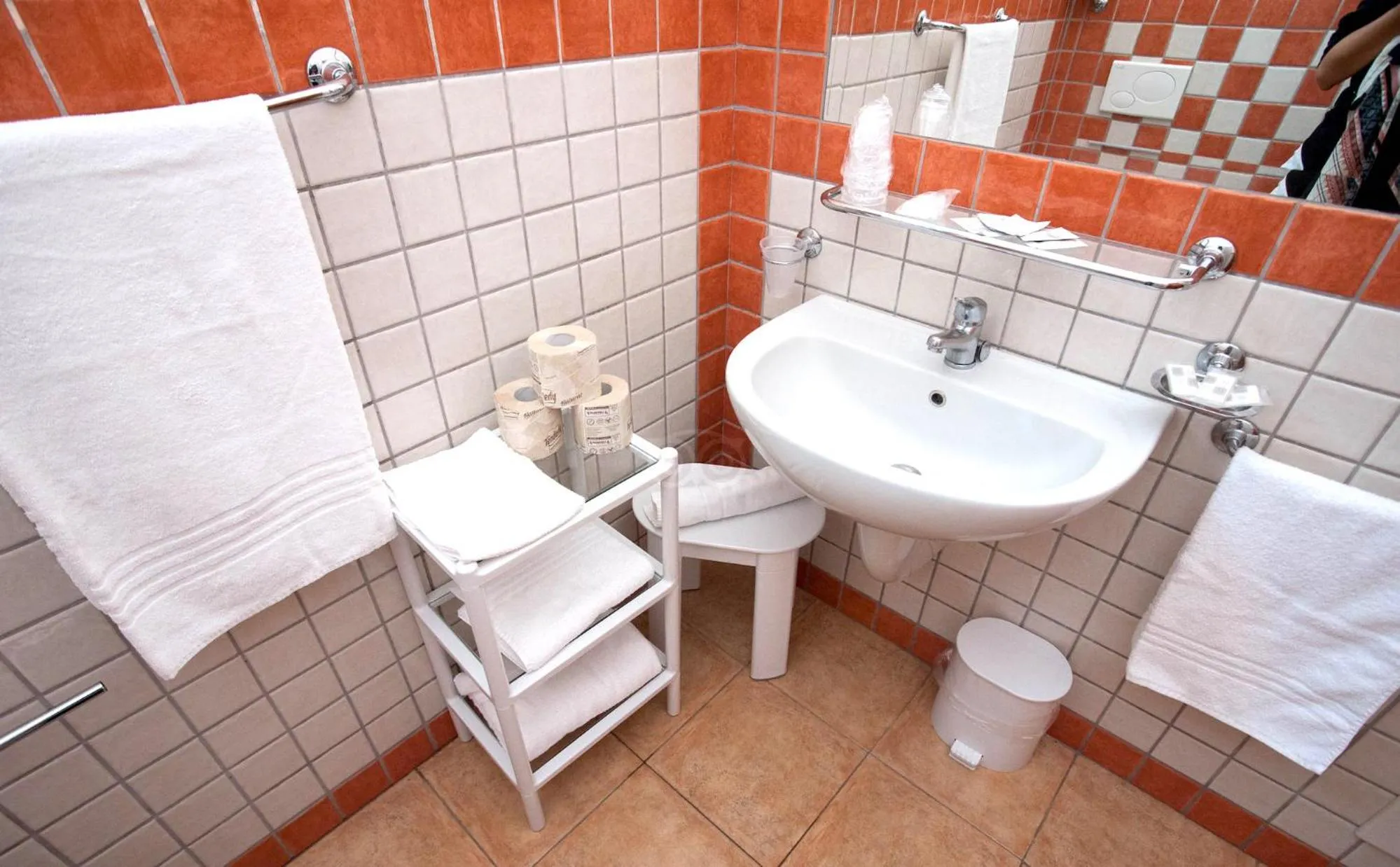 Bathroom in Club Esse Cala Gonone