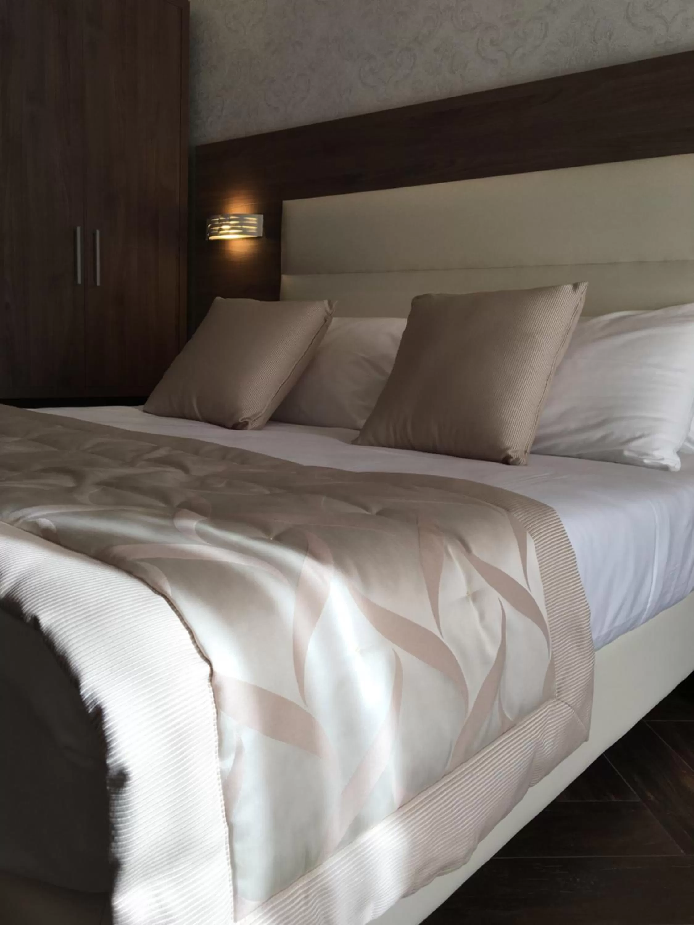 Bed in Villa Pallotta Luxury B&B