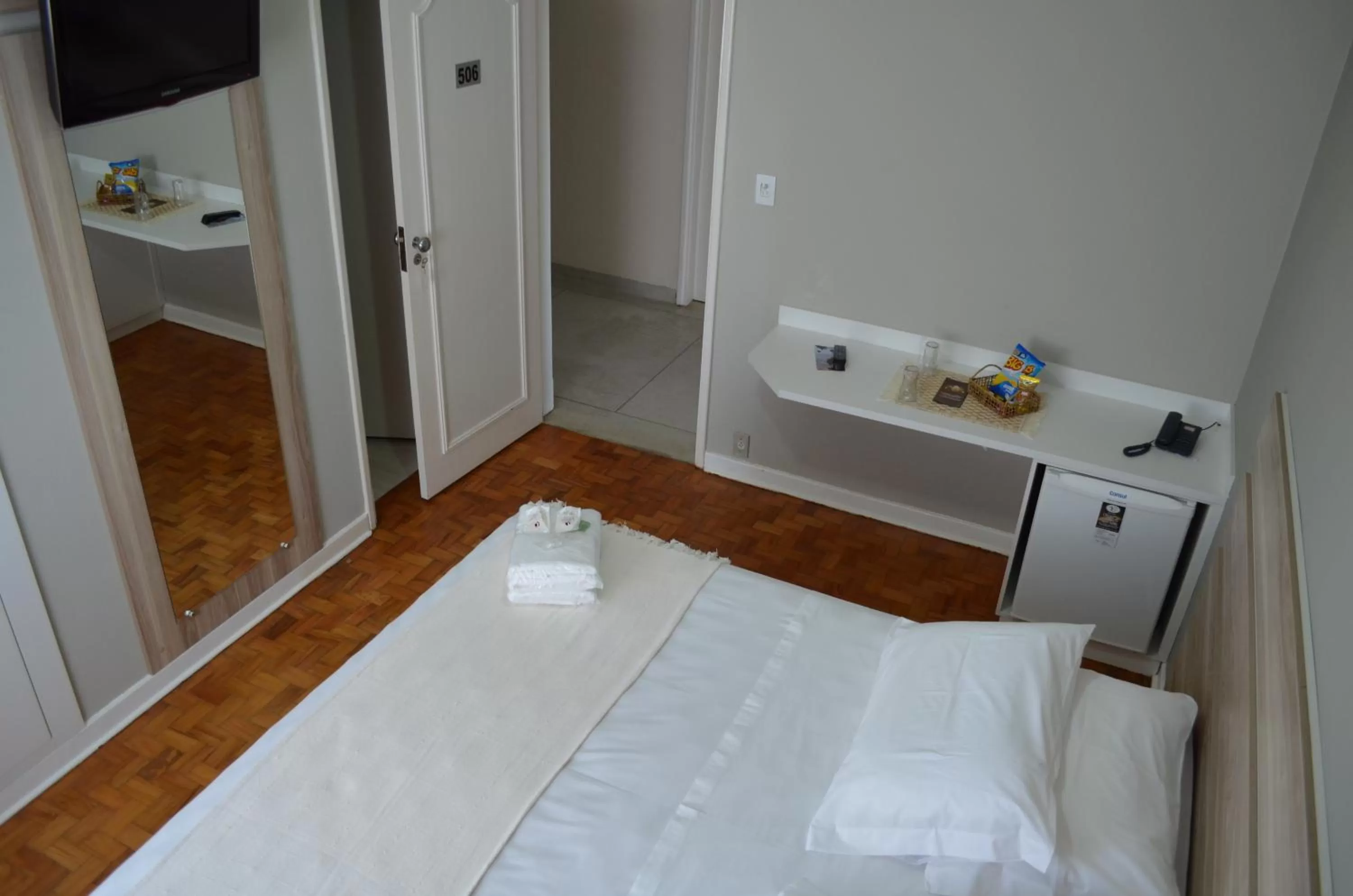 Bedroom, Bed in Libero Hotel