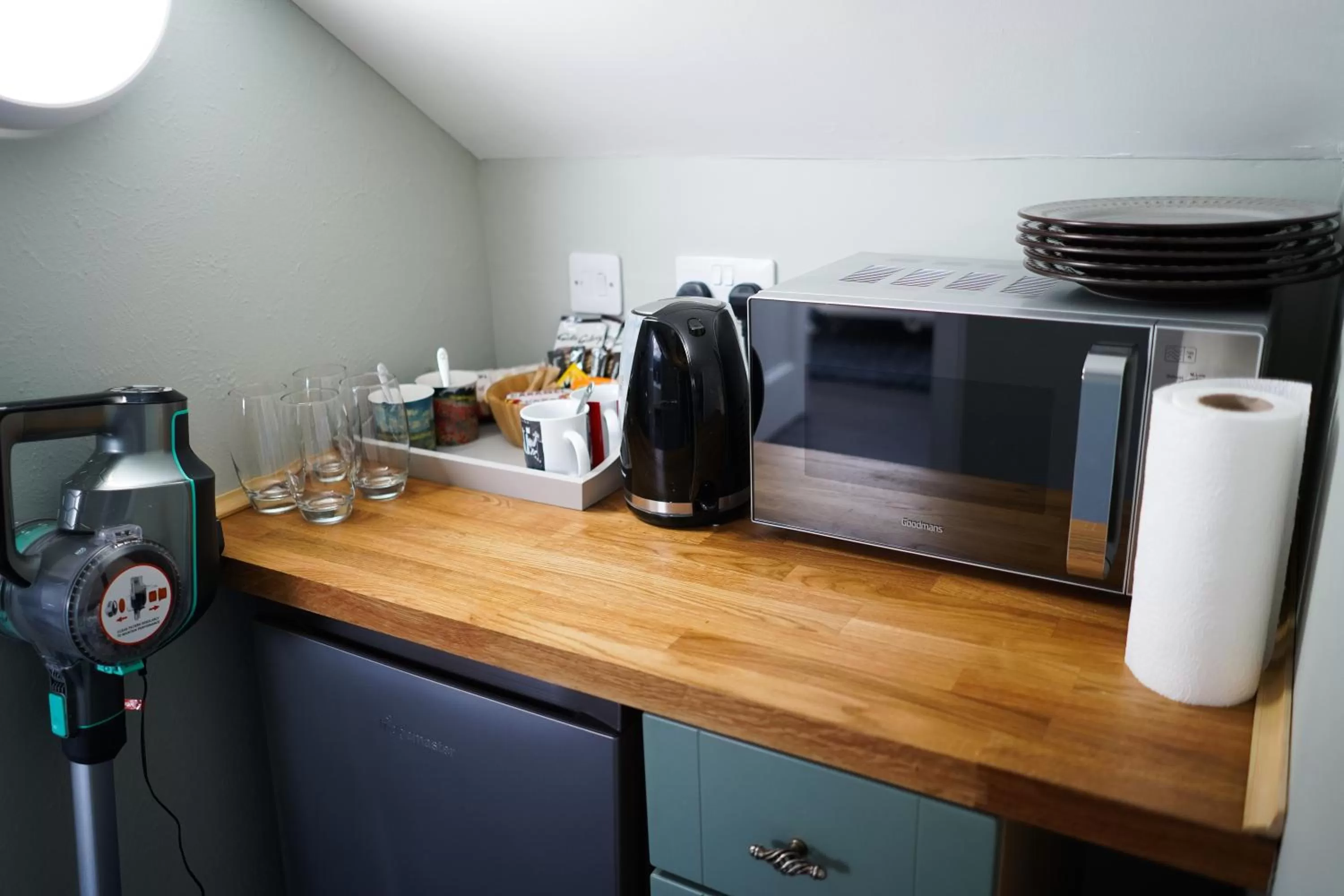 Coffee/tea facilities in The Art Bank