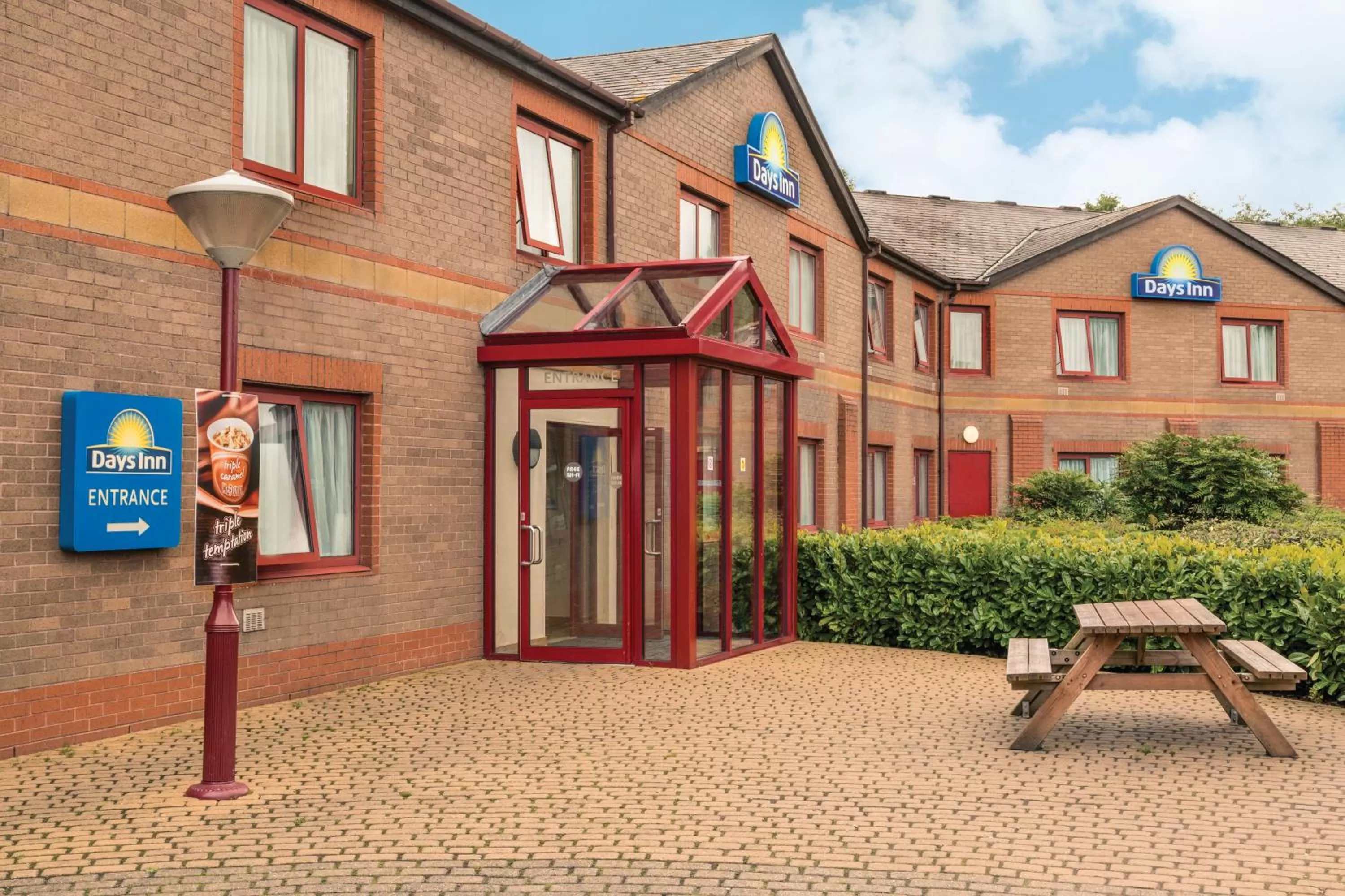 Property building in Days Inn Magor