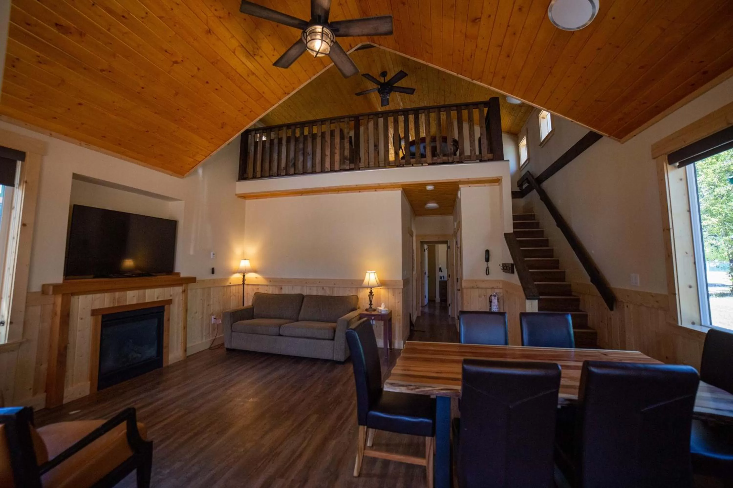 TV and multimedia in Manning Park Resort