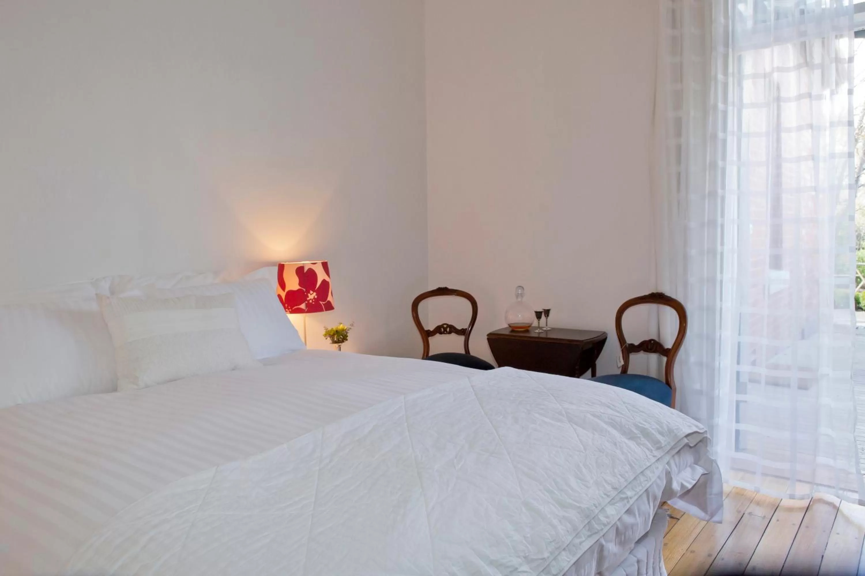 Photo of the whole room, Room Photo in Mollisons