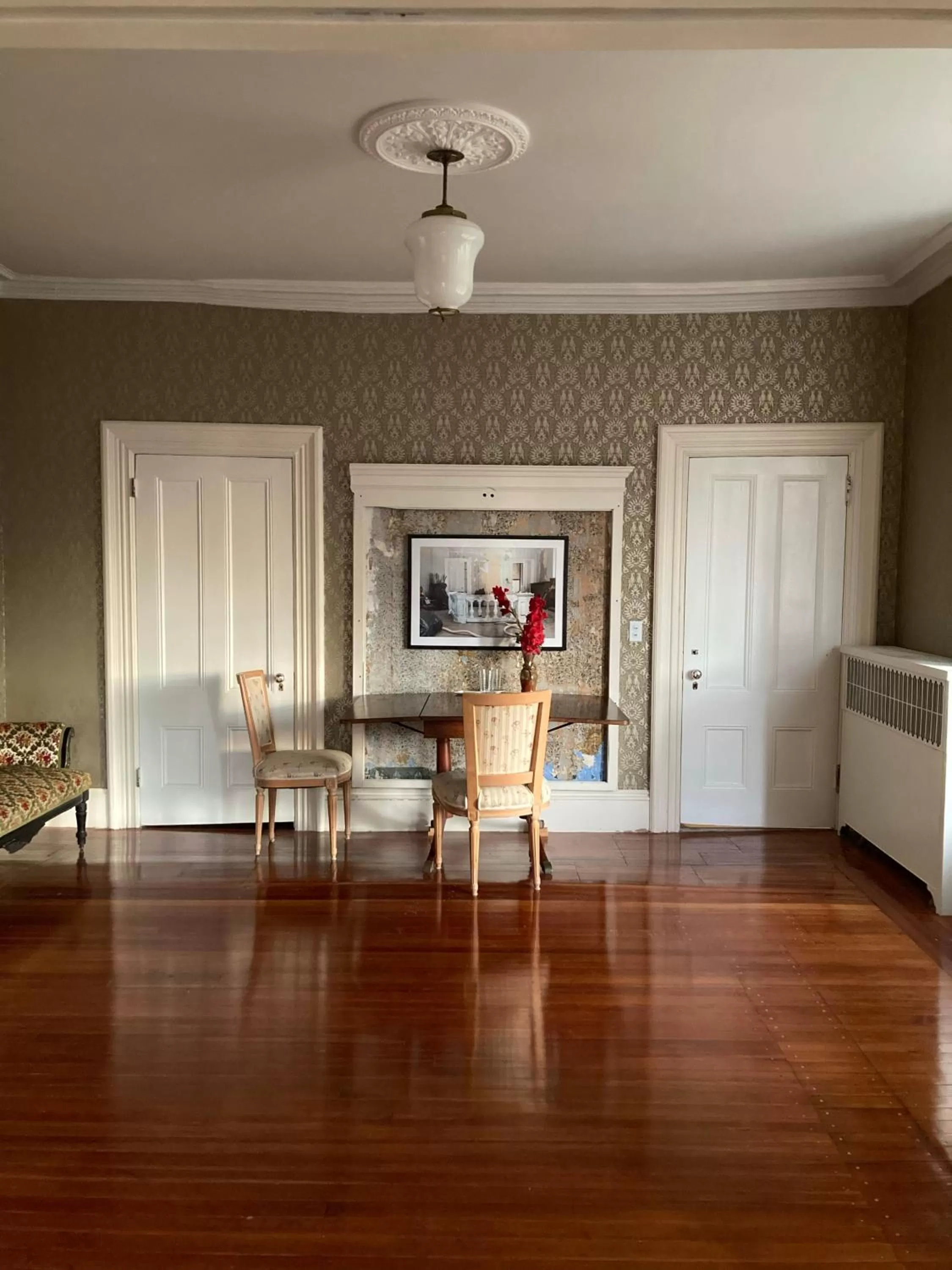 The Wedding Cake House