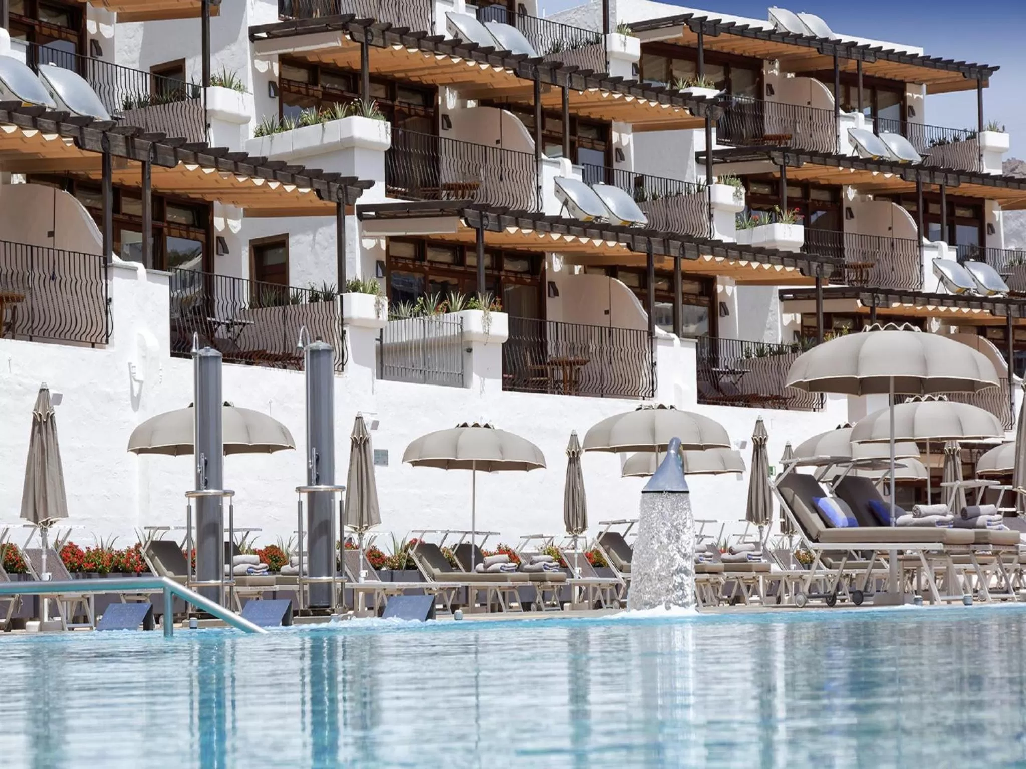 Swimming pool in Idyll Suites - Adults Only