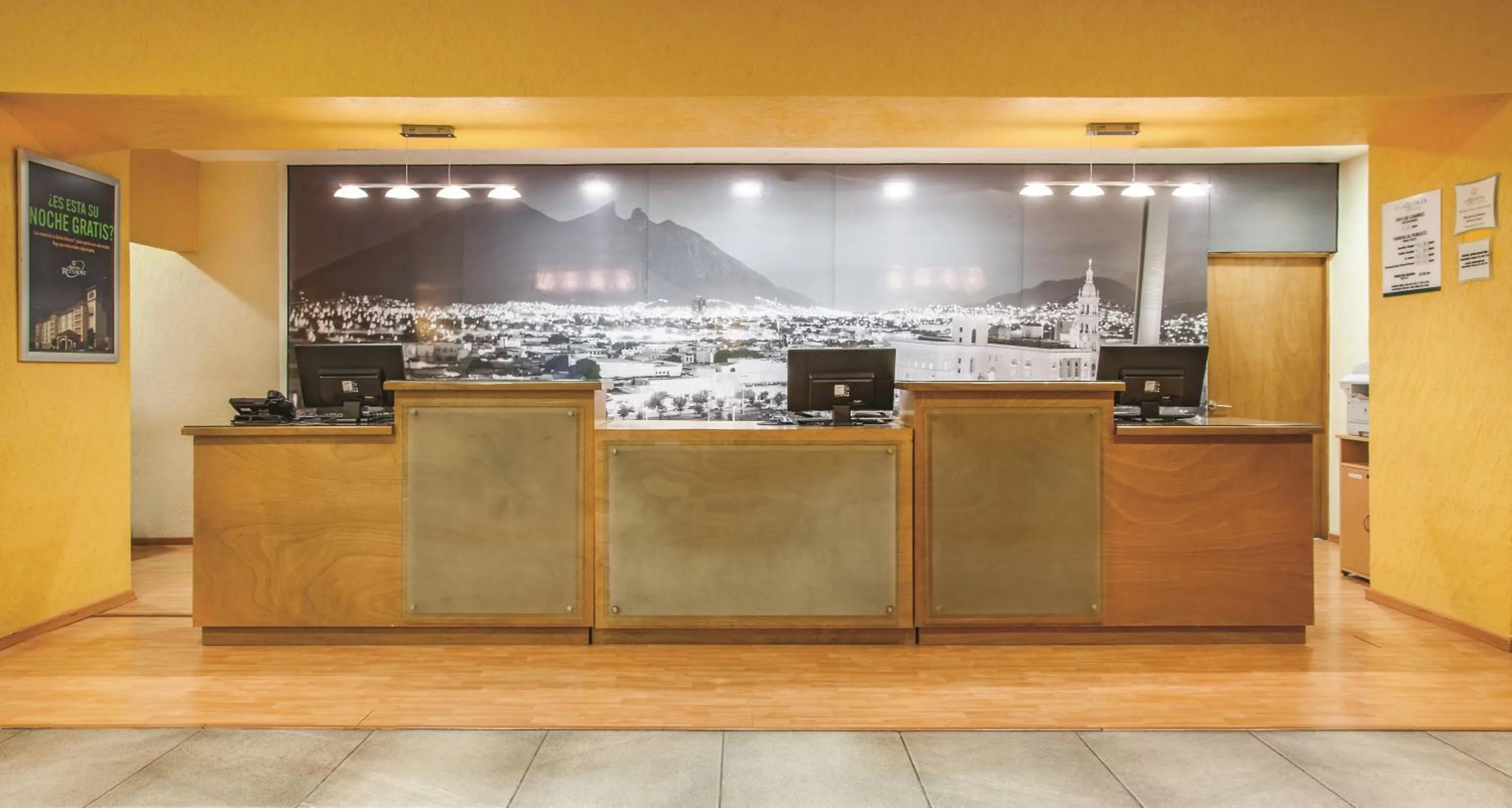 Lobby or reception in CHN Hotel Monterrey Norte, Trademark Collection by Wyndham