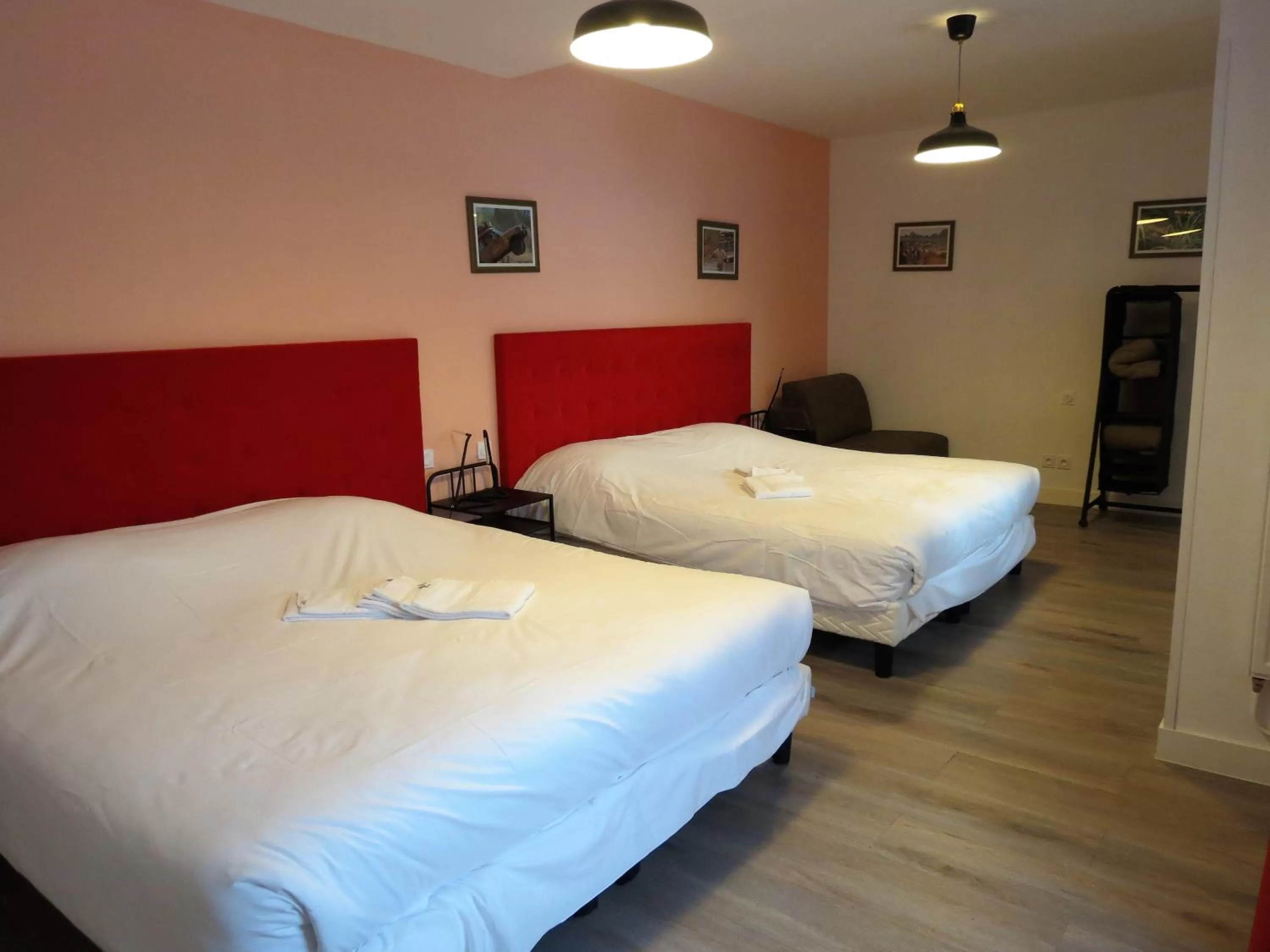 Bed in Hotel le Faisan