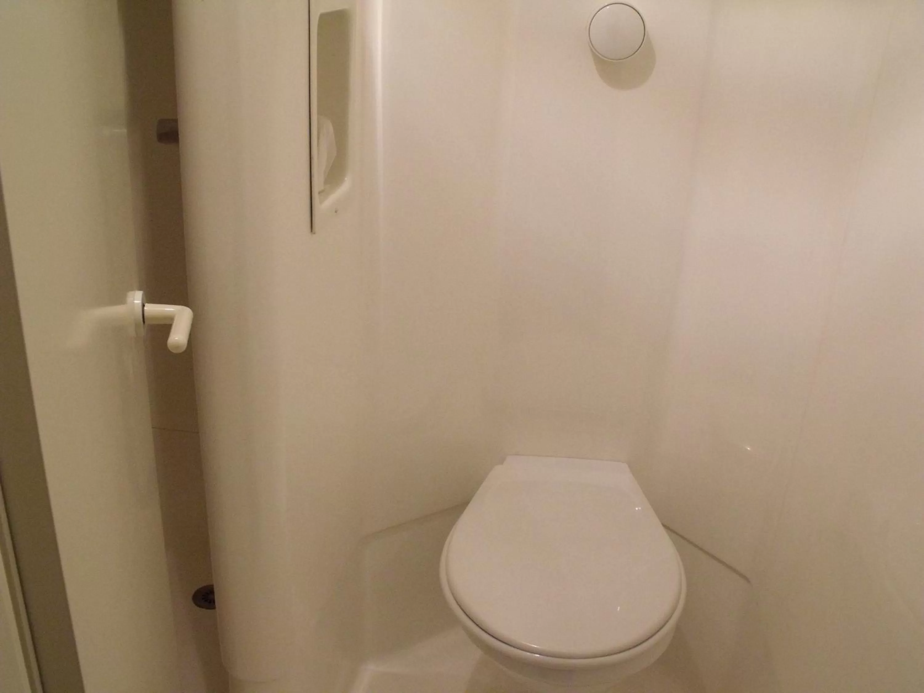 Bathroom in Quick Palace Auxerre