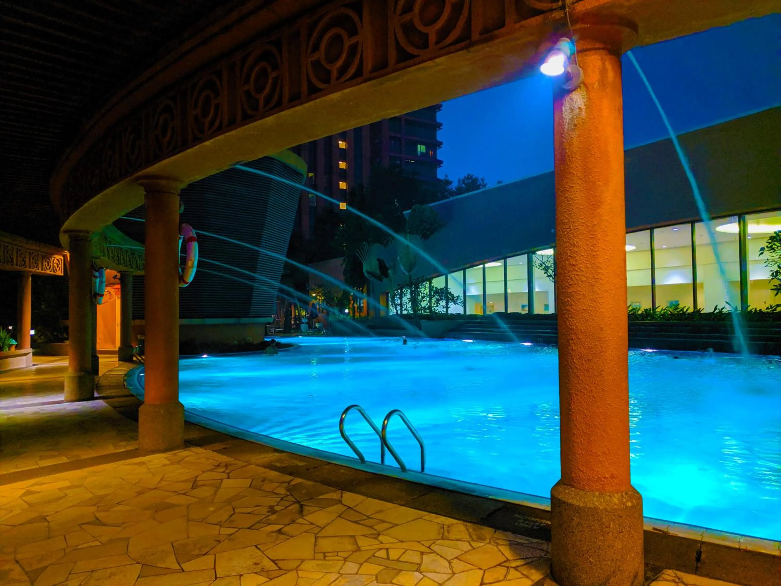 Night in Serviced Apartments at Times Square Kuala Lumpur by Robinsons