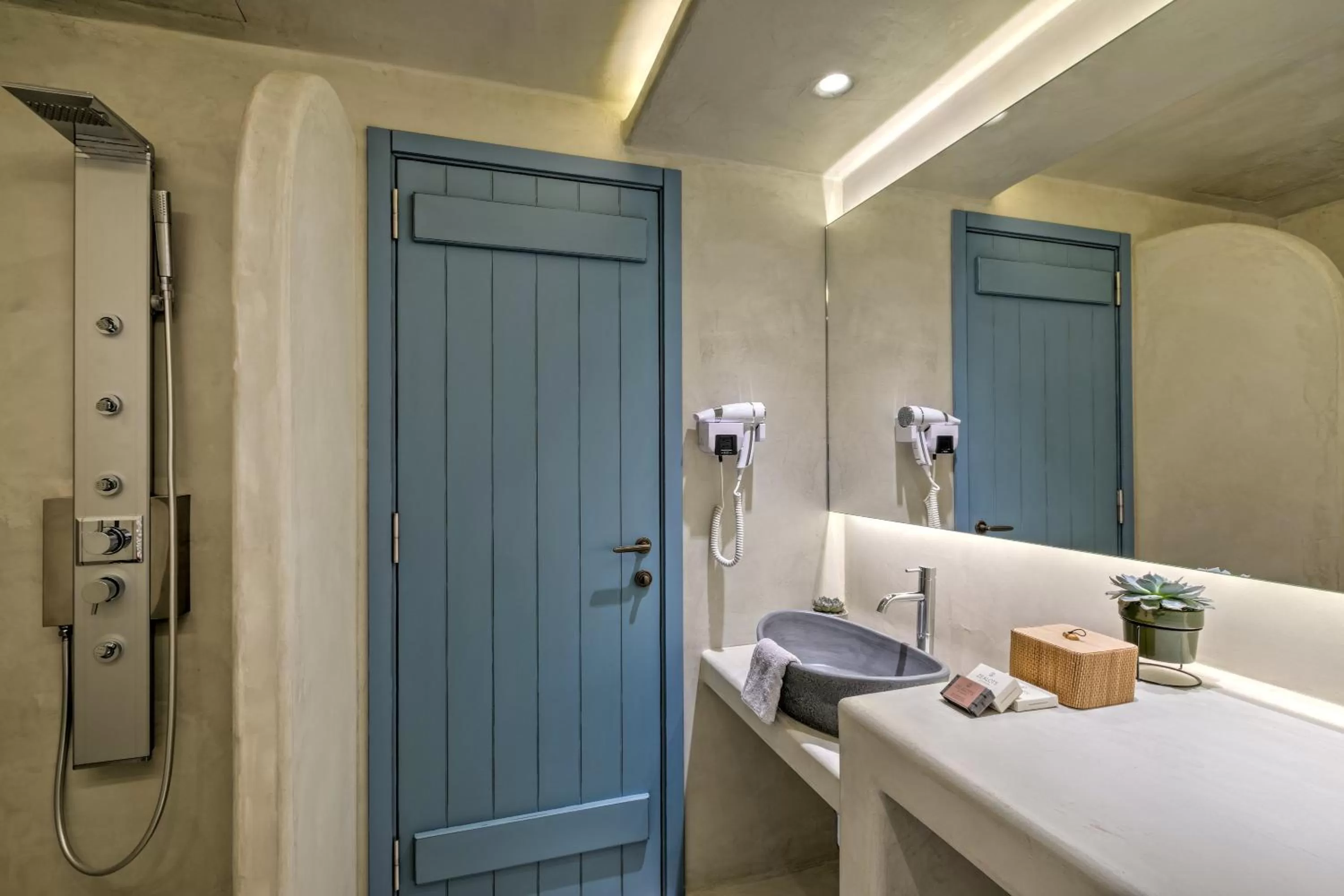 Shower in Estia Boutique Apartments