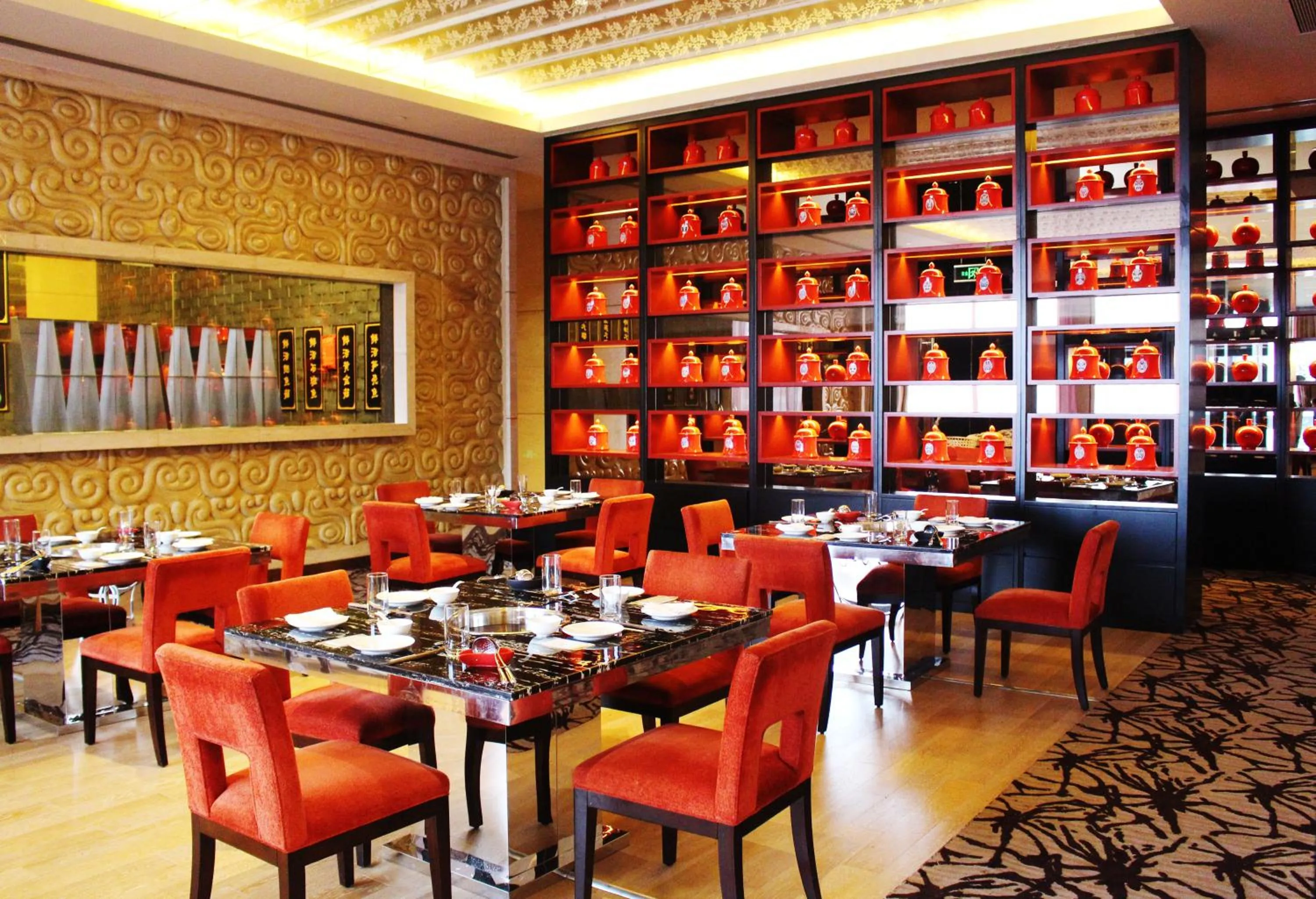 Restaurant/places to eat in The Azure Ningbo, Vignette Collection