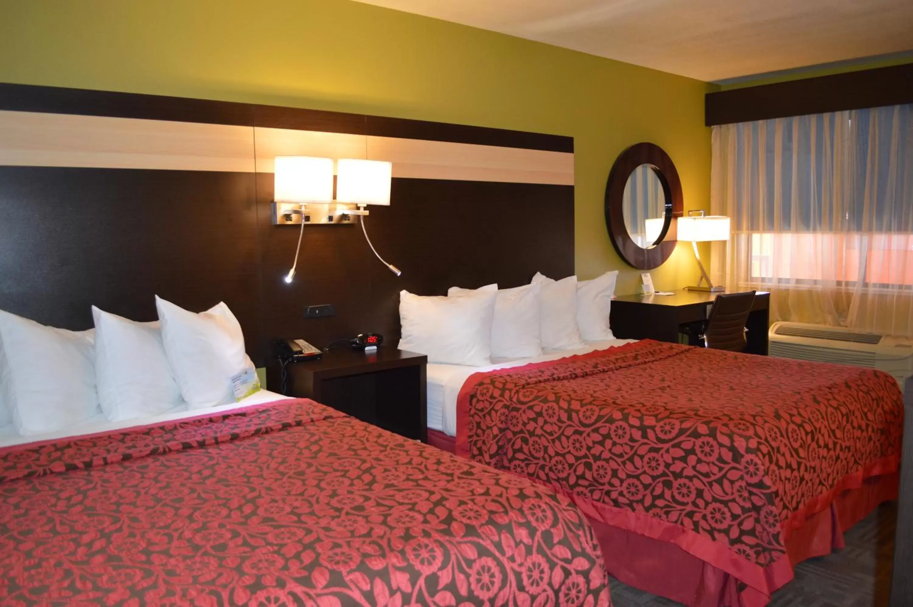 Queen Room with Two Queen Beds - Smoking in Days Inn by Wyndham Carlsbad Queen Room with Two Queen Beds - Smoking in Days Inn by Wyndham Carlsbad