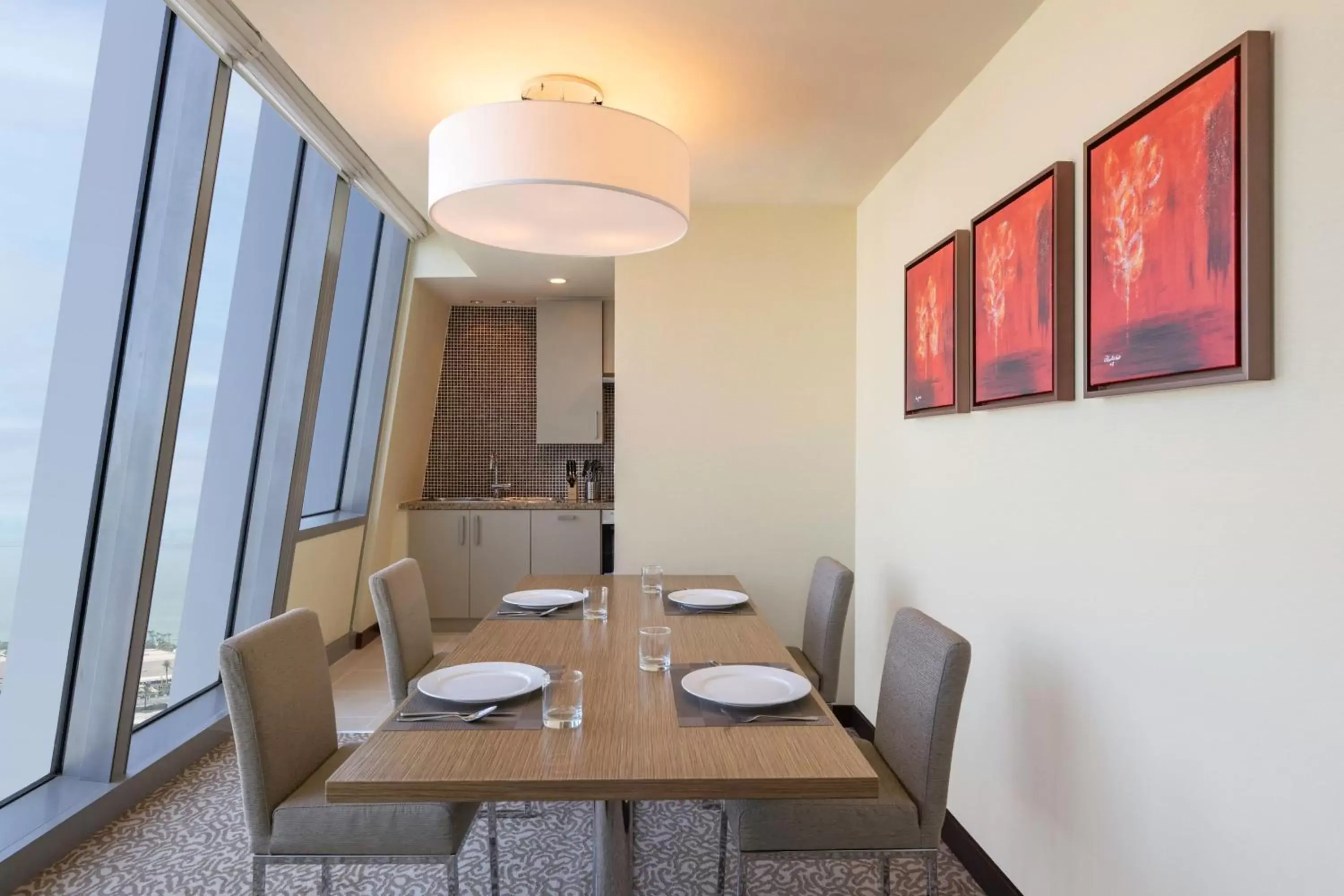 Three-Bedroom Apartment with City View in Le Meridien City Center Doha Three-Bedroom Apartment with City View in Le Meridien City Center Doha