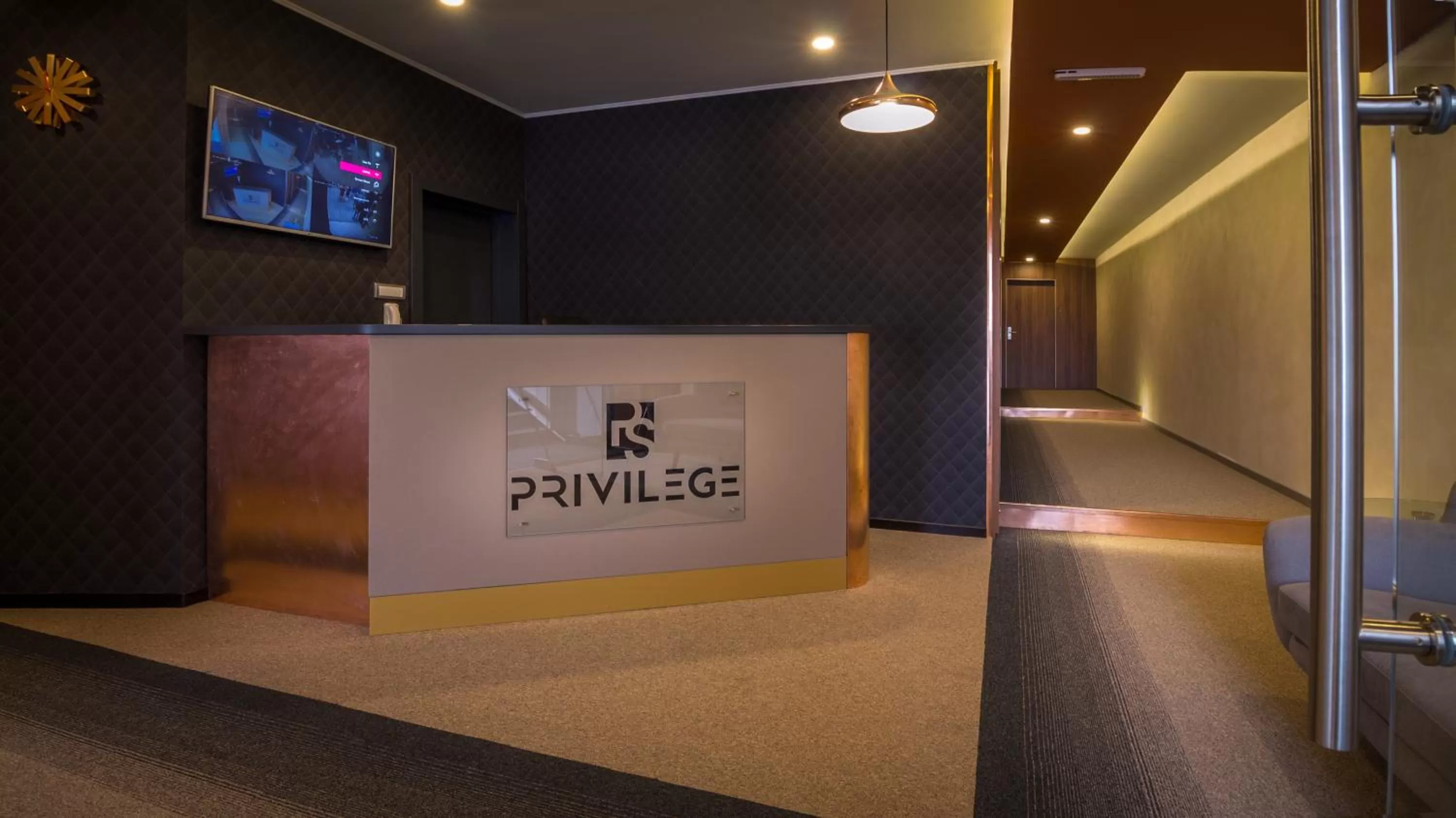 Lobby or reception in Privilege Suites by Central Park