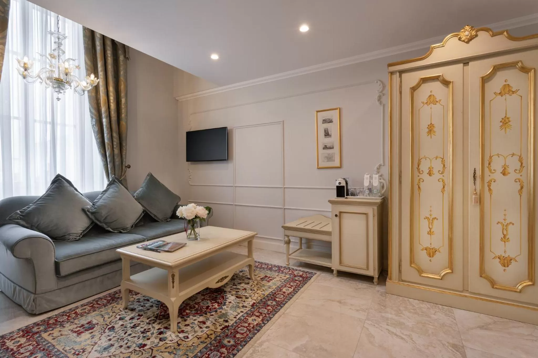 Living room in Domus Zamittello