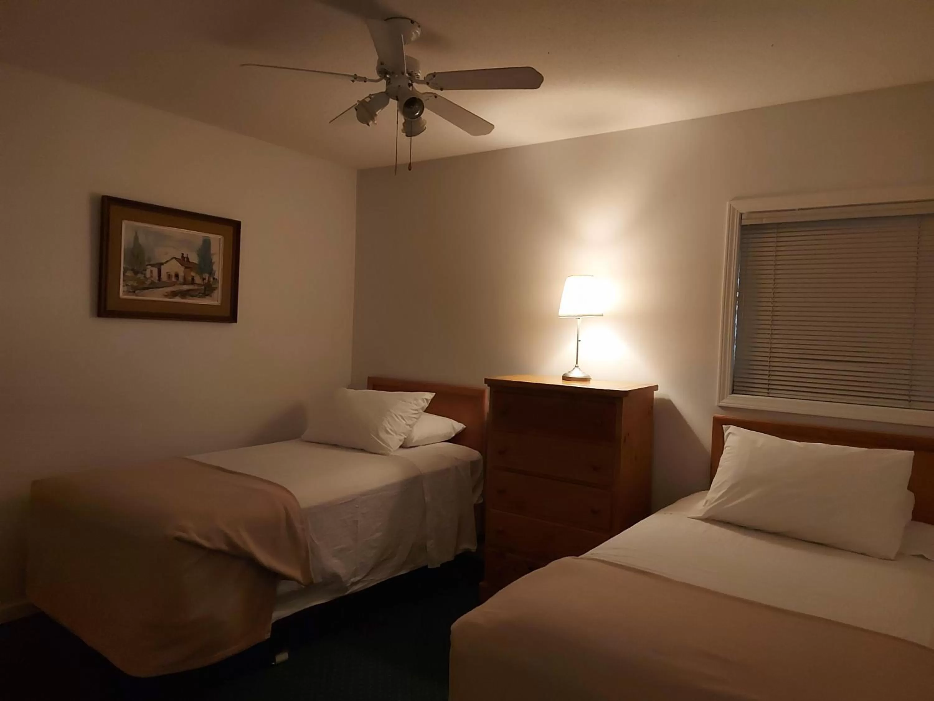 Photo of the whole room, Bed in Richter Pass Beach Resort