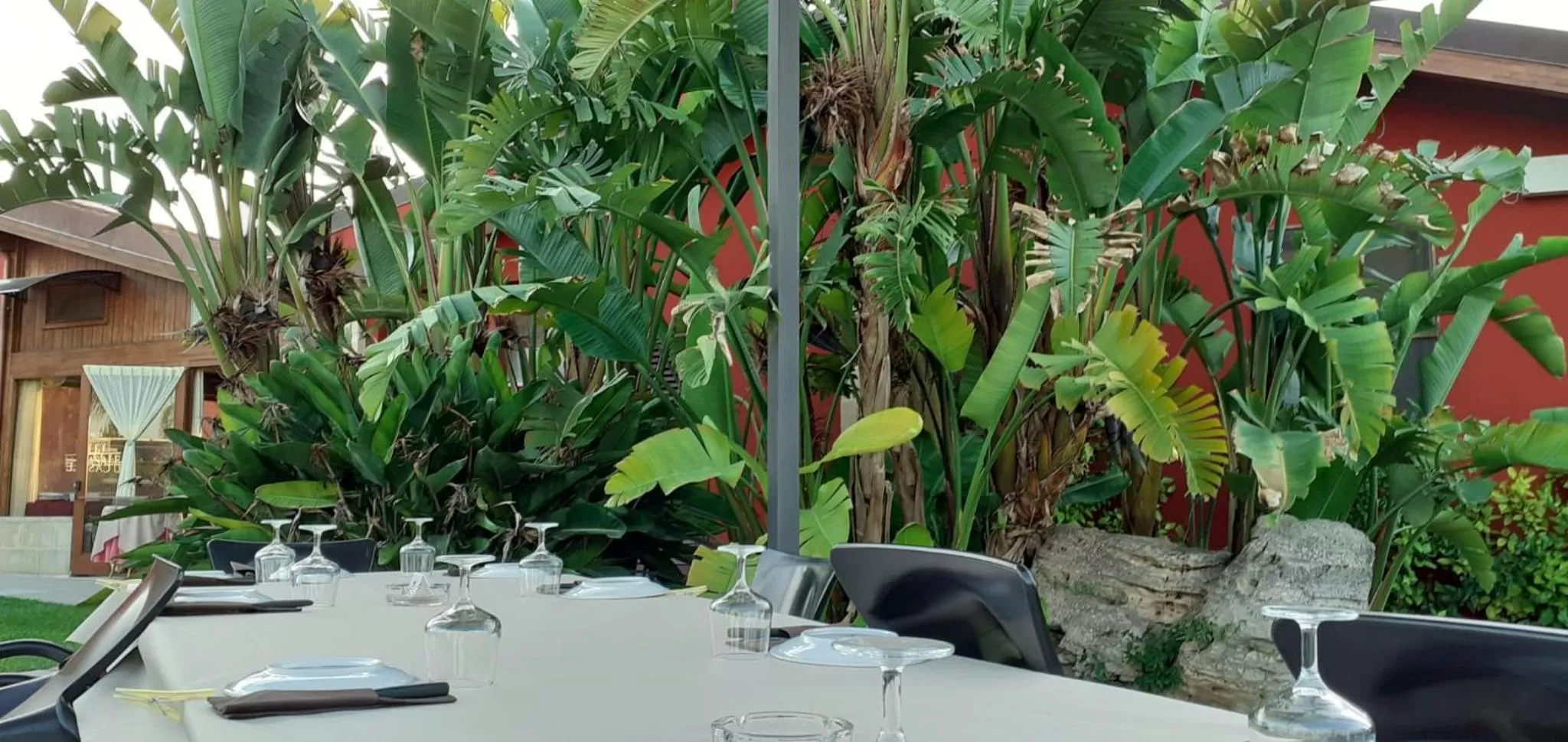 Restaurant/places to eat in B&B Lu Casale