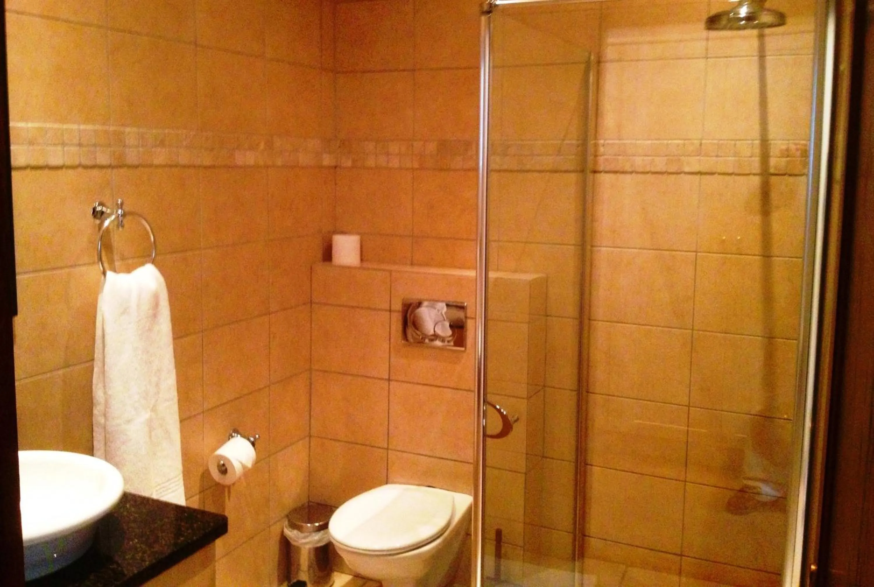 Shower in Turnberry Boutique Hotel