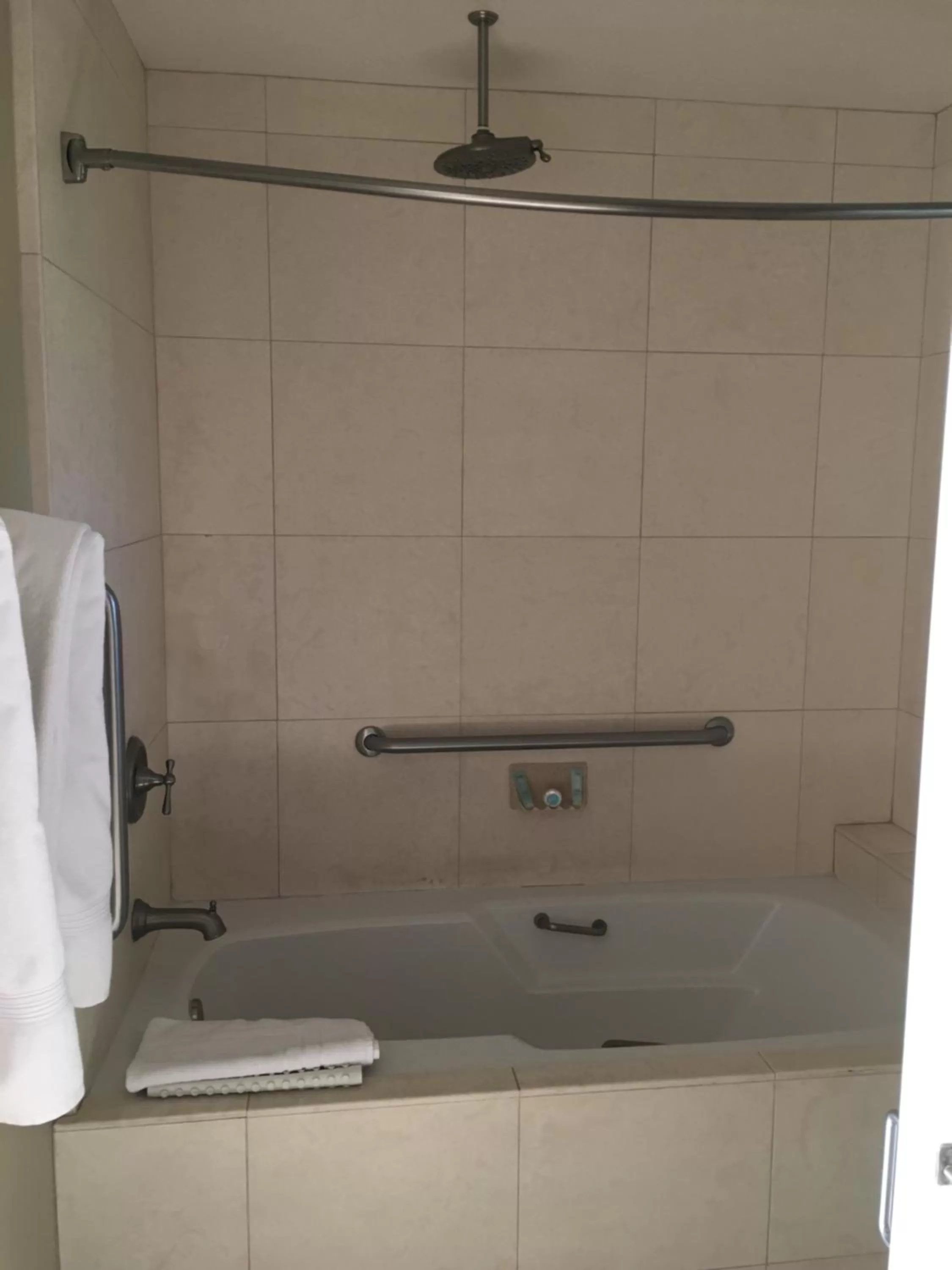 Bathroom in Cambria Shores Inn