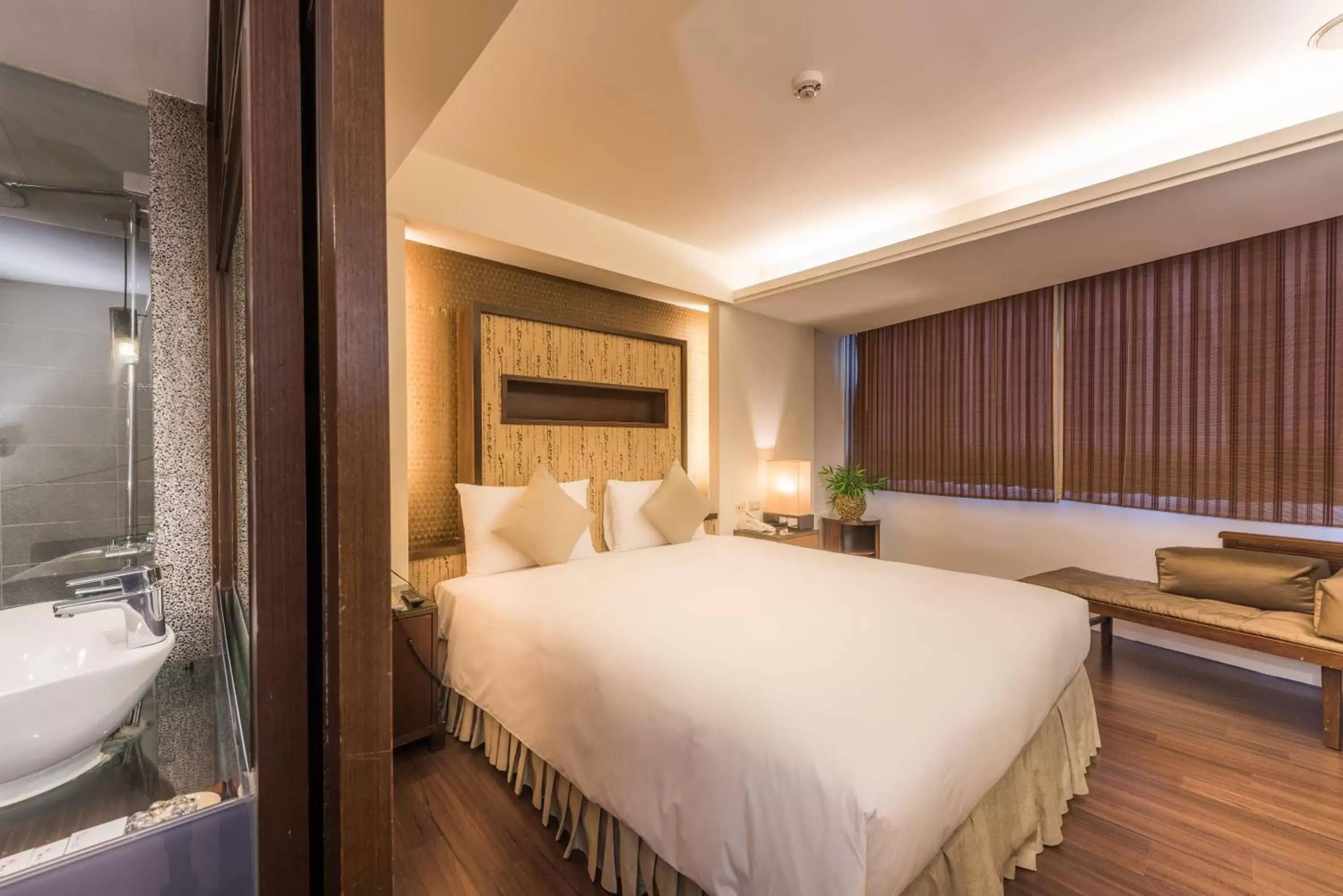 Classic Double Room - single occupancy in Shin Yuan Celeb Metro Hotel Classic Double Room - single occupancy in Shin Yuan Celeb Metro Hotel