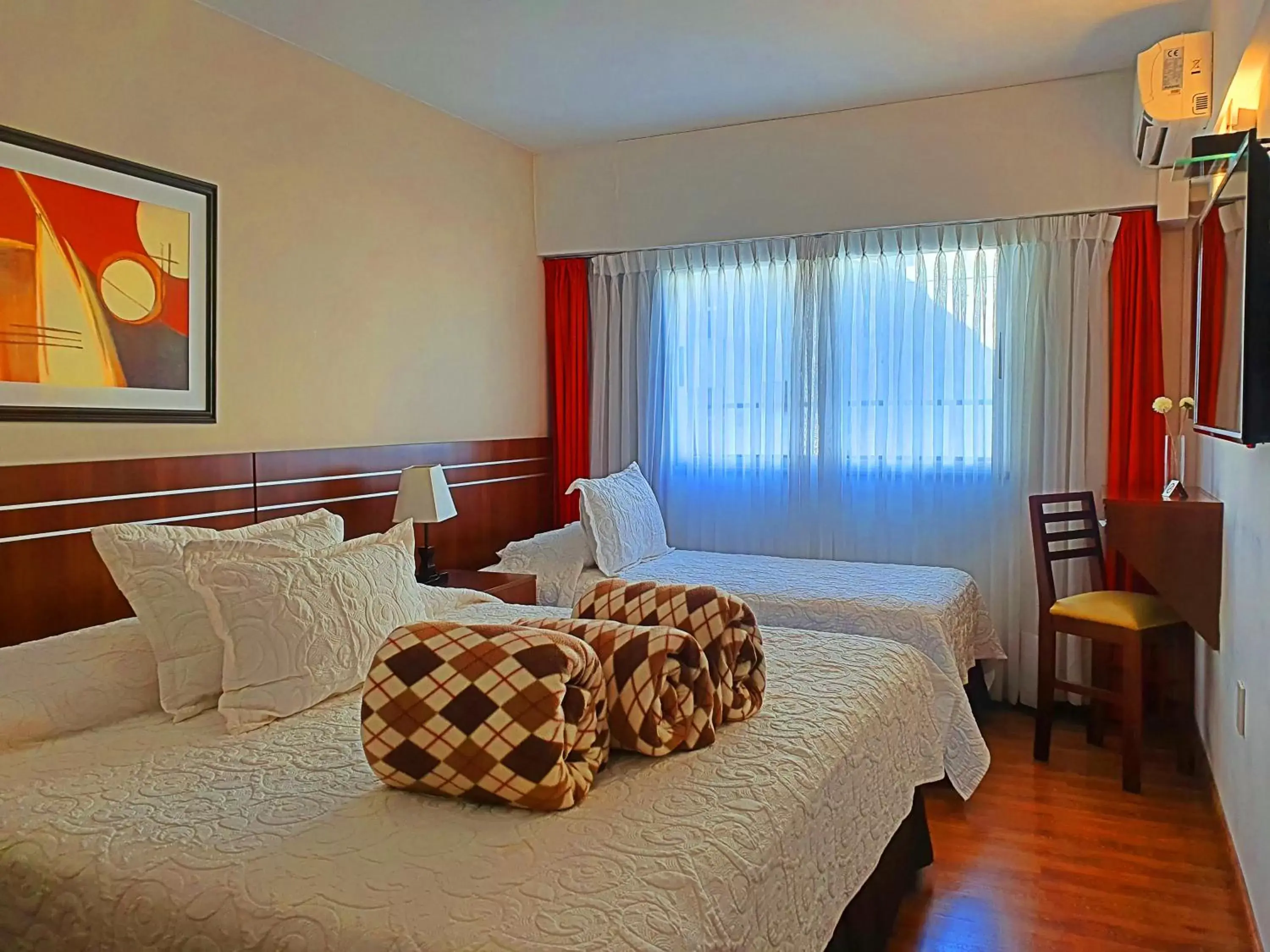 Superior Triple Room in Hotel America Superior Triple Room in Hotel America