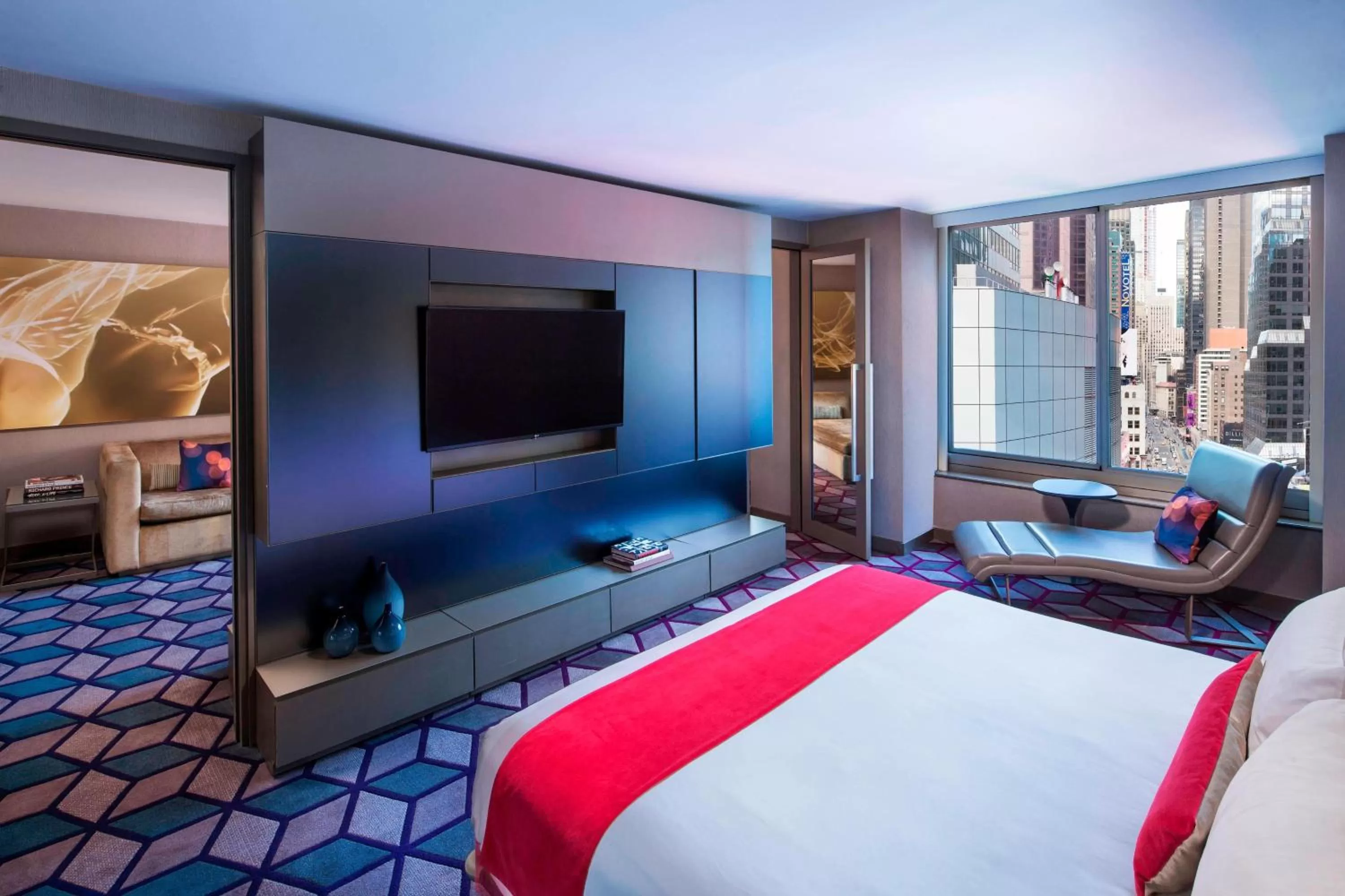 Photo of the whole room, Bed in W New York - Times Square