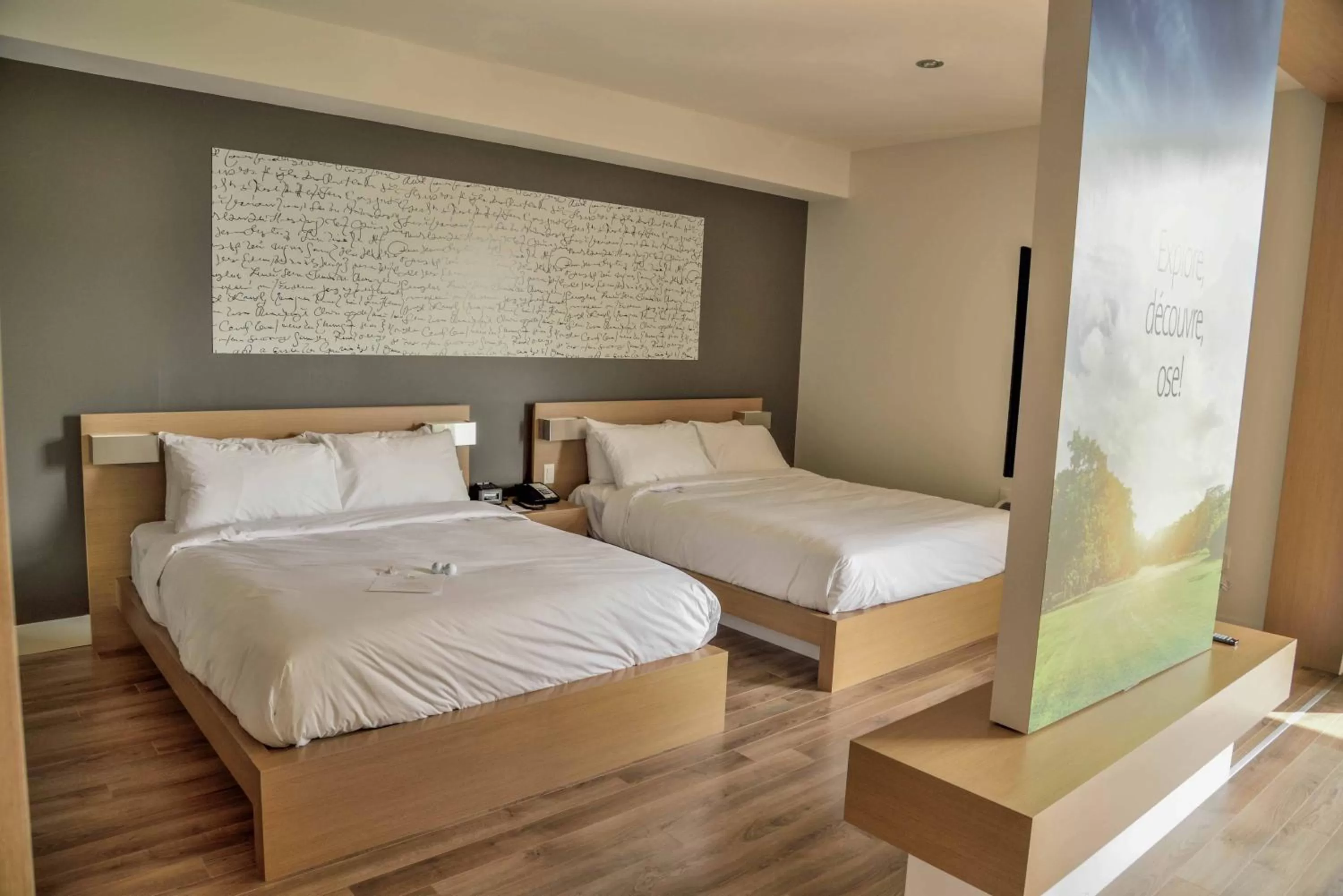 Bedroom, Bed in La Cache du Golf