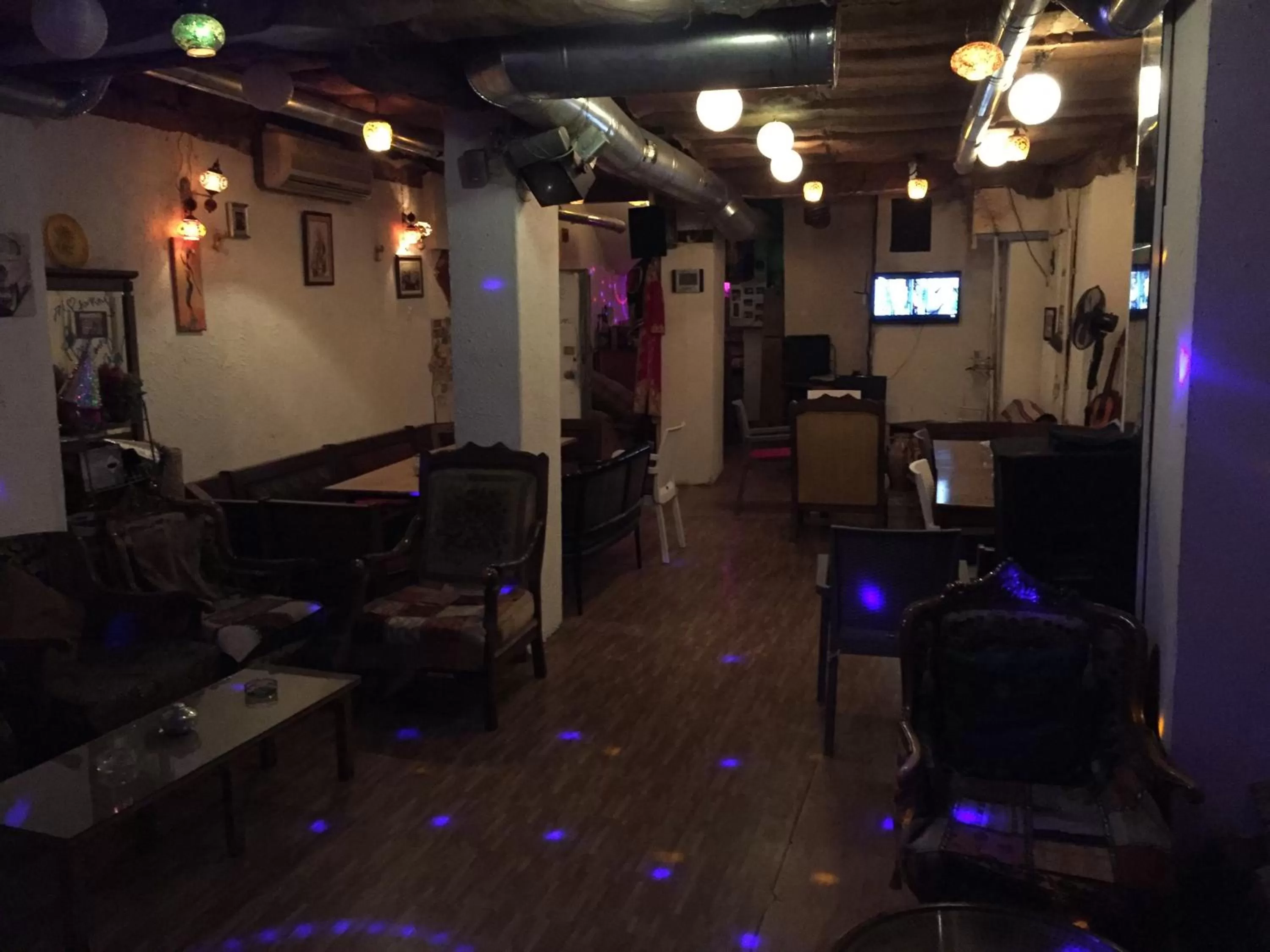 Lounge or bar in Paris Hotel