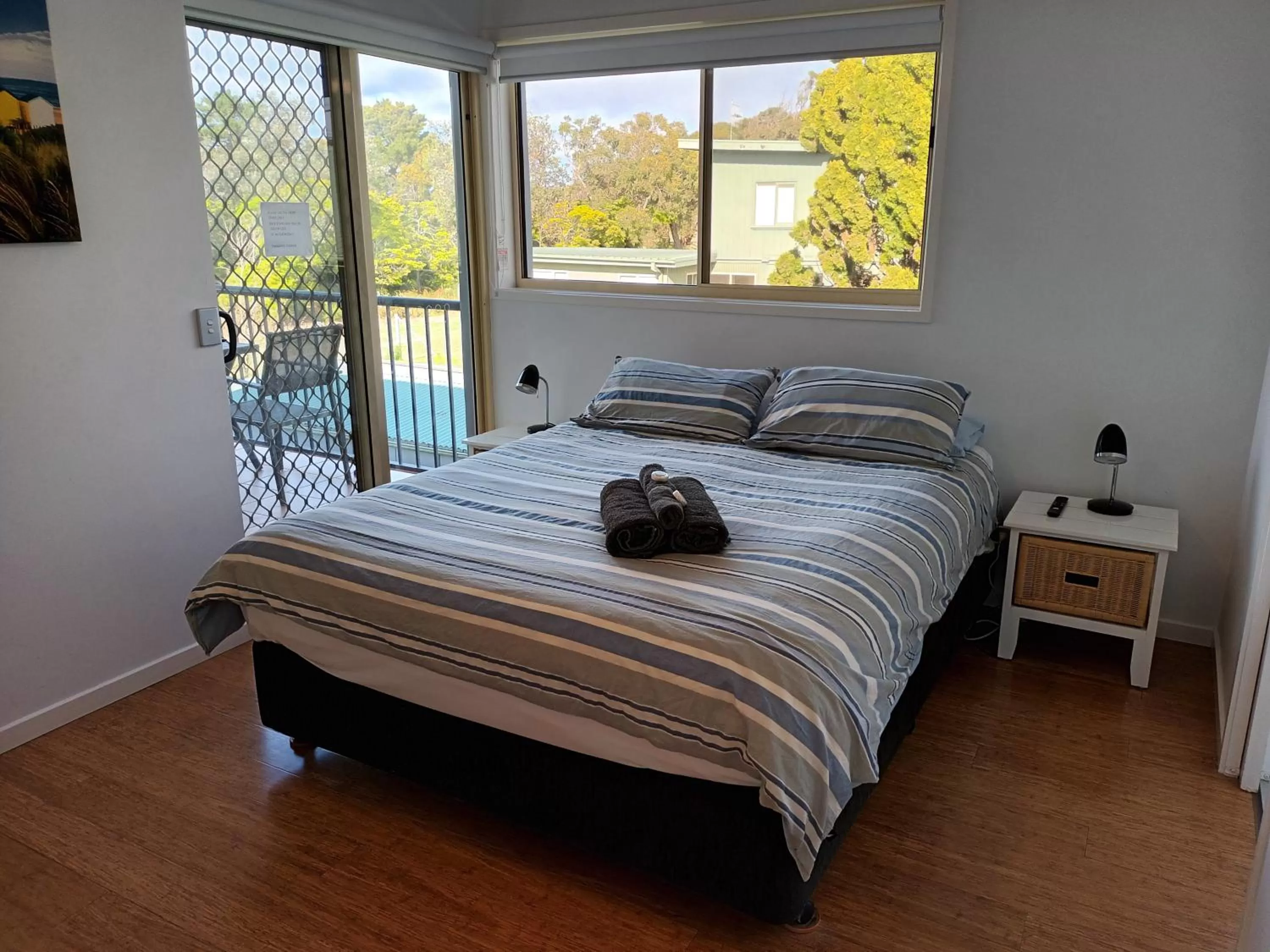 Bed in Grandeur Holiday Units