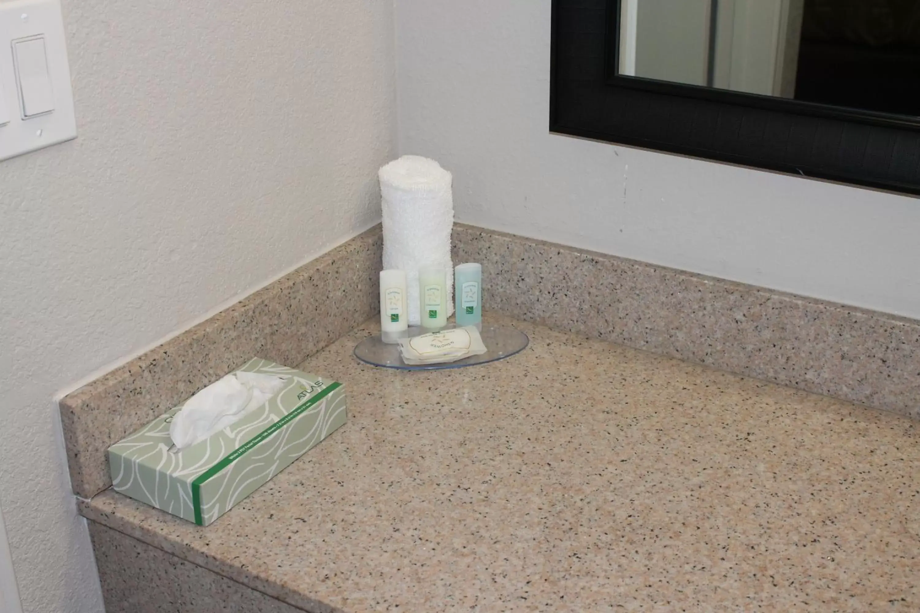 Queen suite with Kitchenette - Non-Smoking in Quality Inn & Suites Port Arthur - Nederland Queen suite with Kitchenette - Non-Smoking in Quality Inn & Suites Port Arthur - Nederland