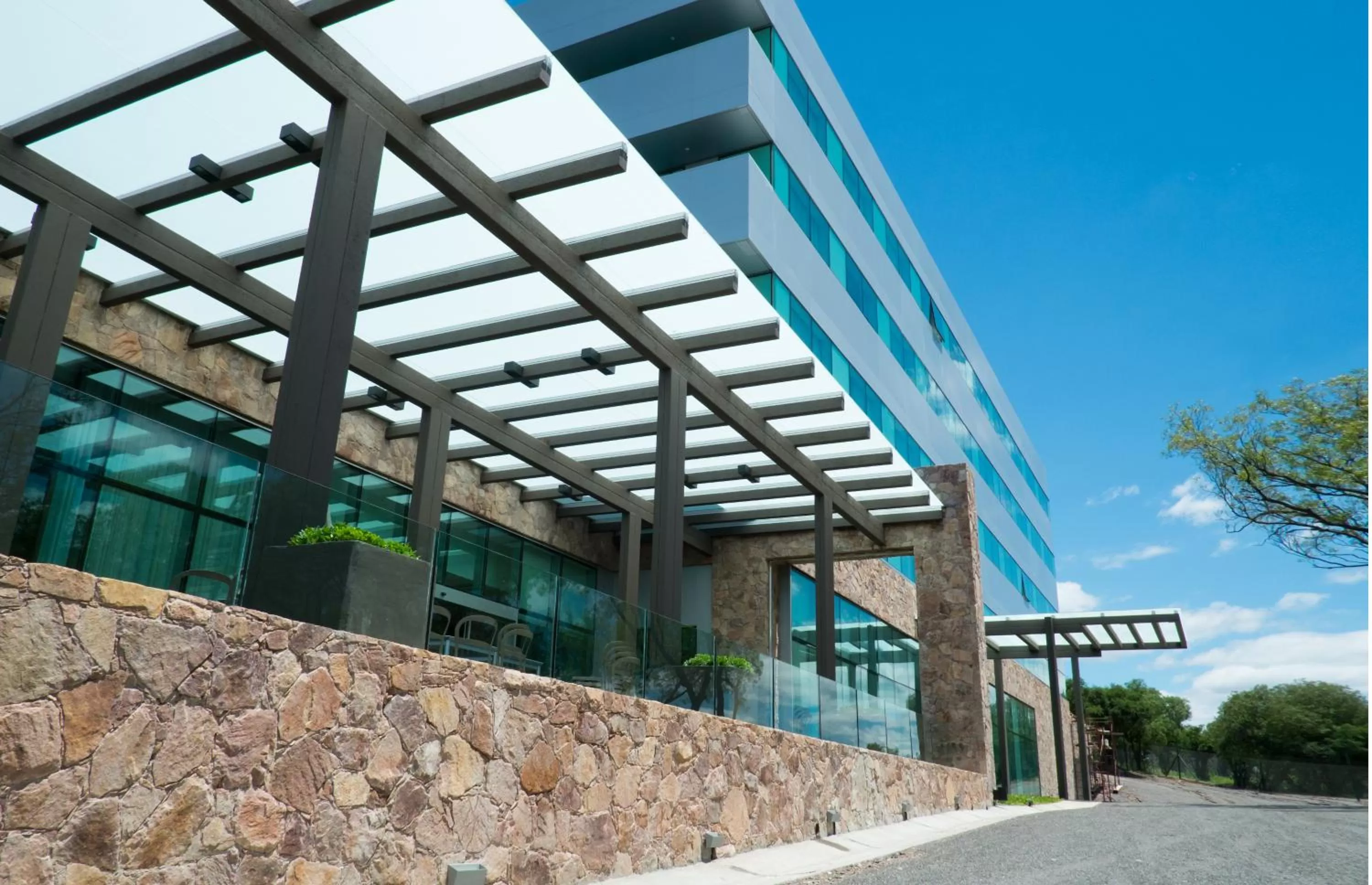 Property building in Orfeo Suites Hotel Sierras Chicas