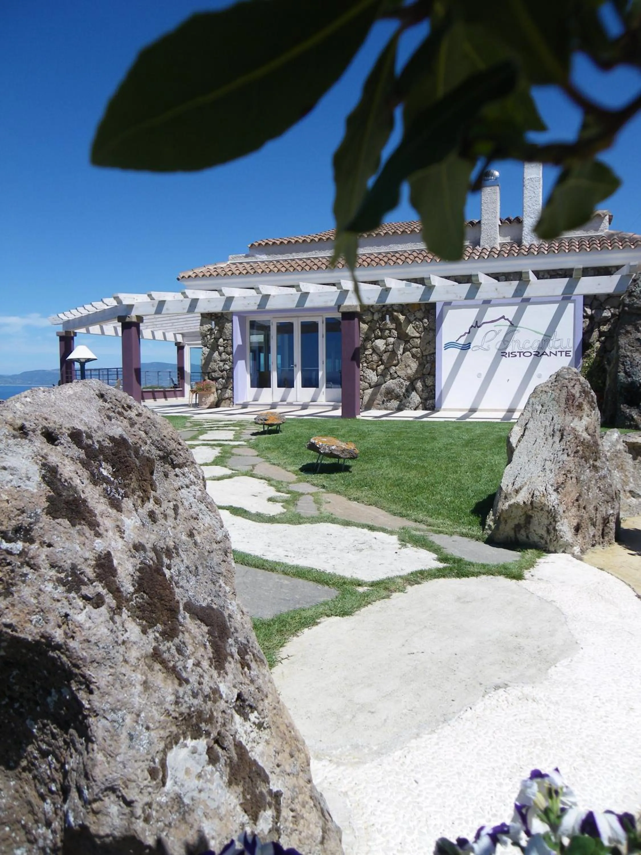 Facade/entrance in Bajaloglia Resort