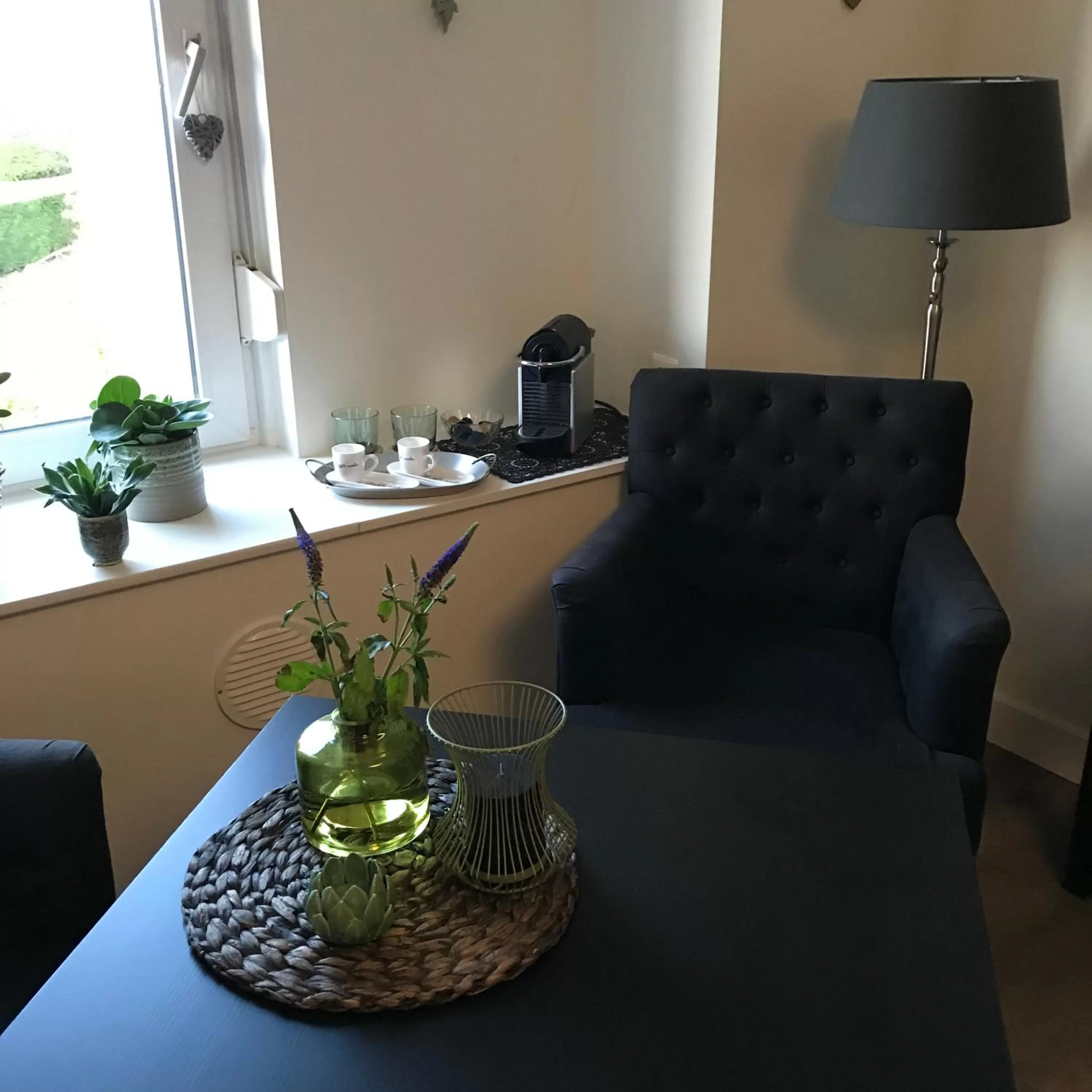 Seating Area in B&B Holset70