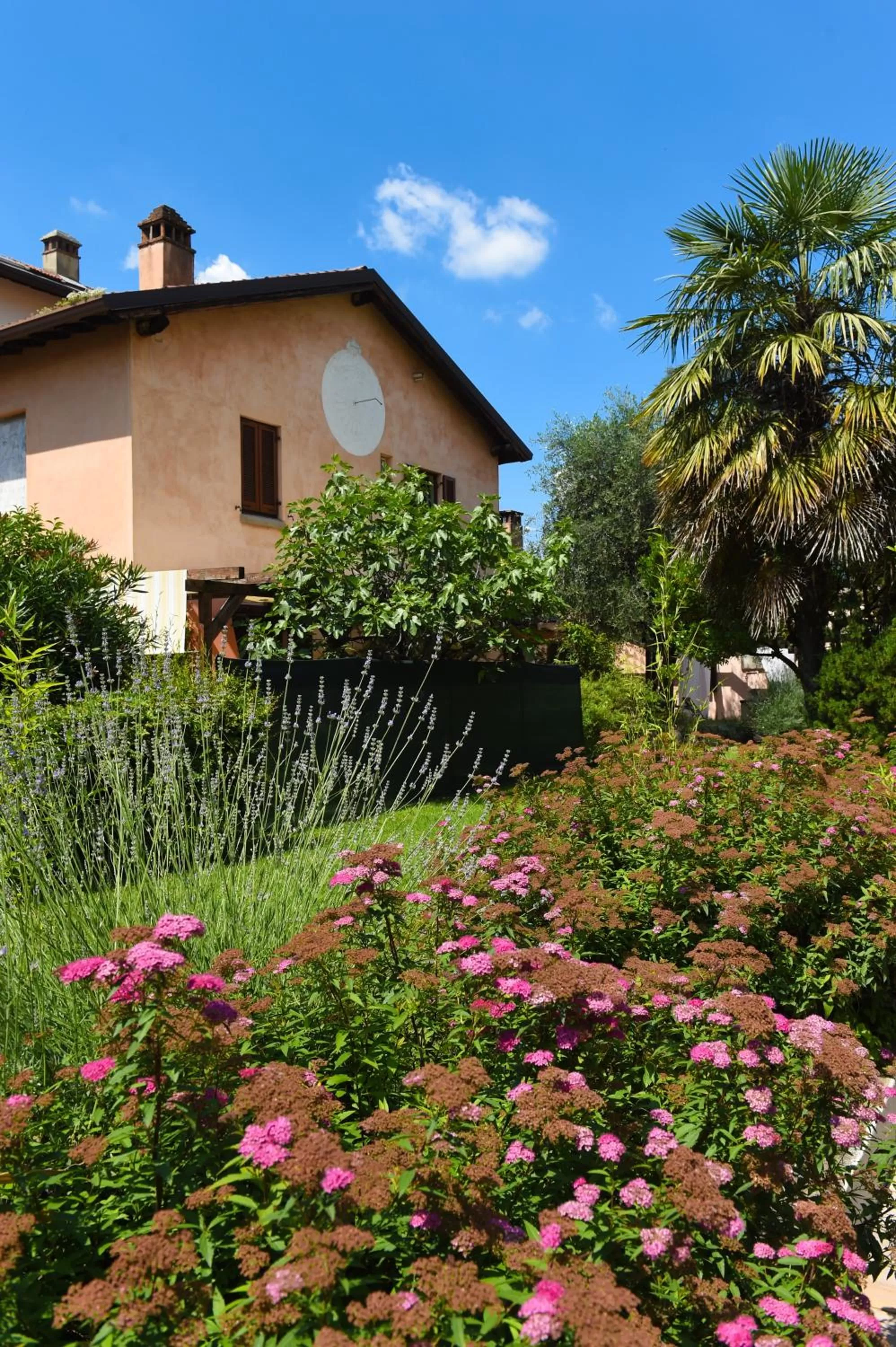 Property building in Il Giardino Segreto