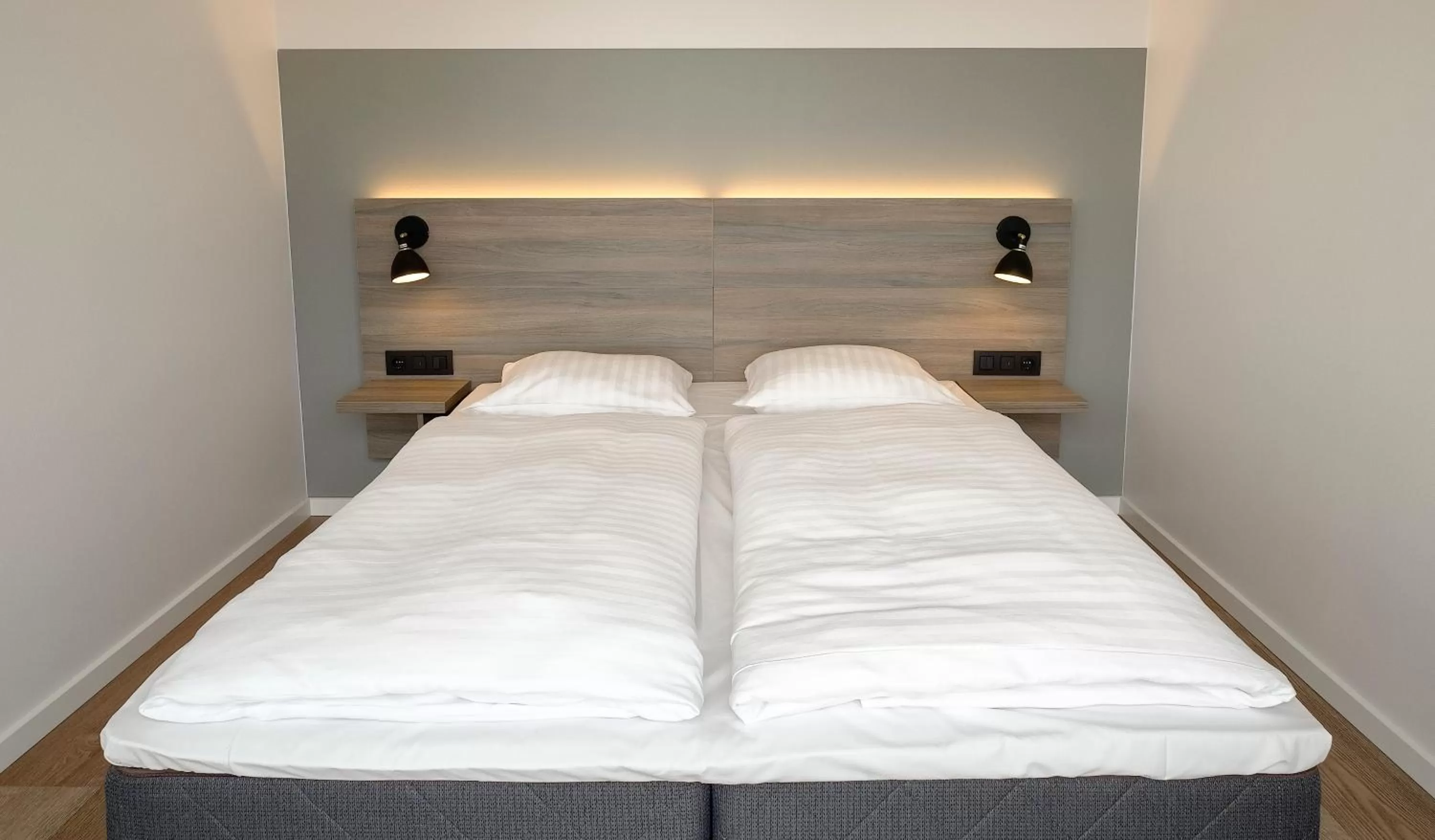 Bed in Go Hotel City