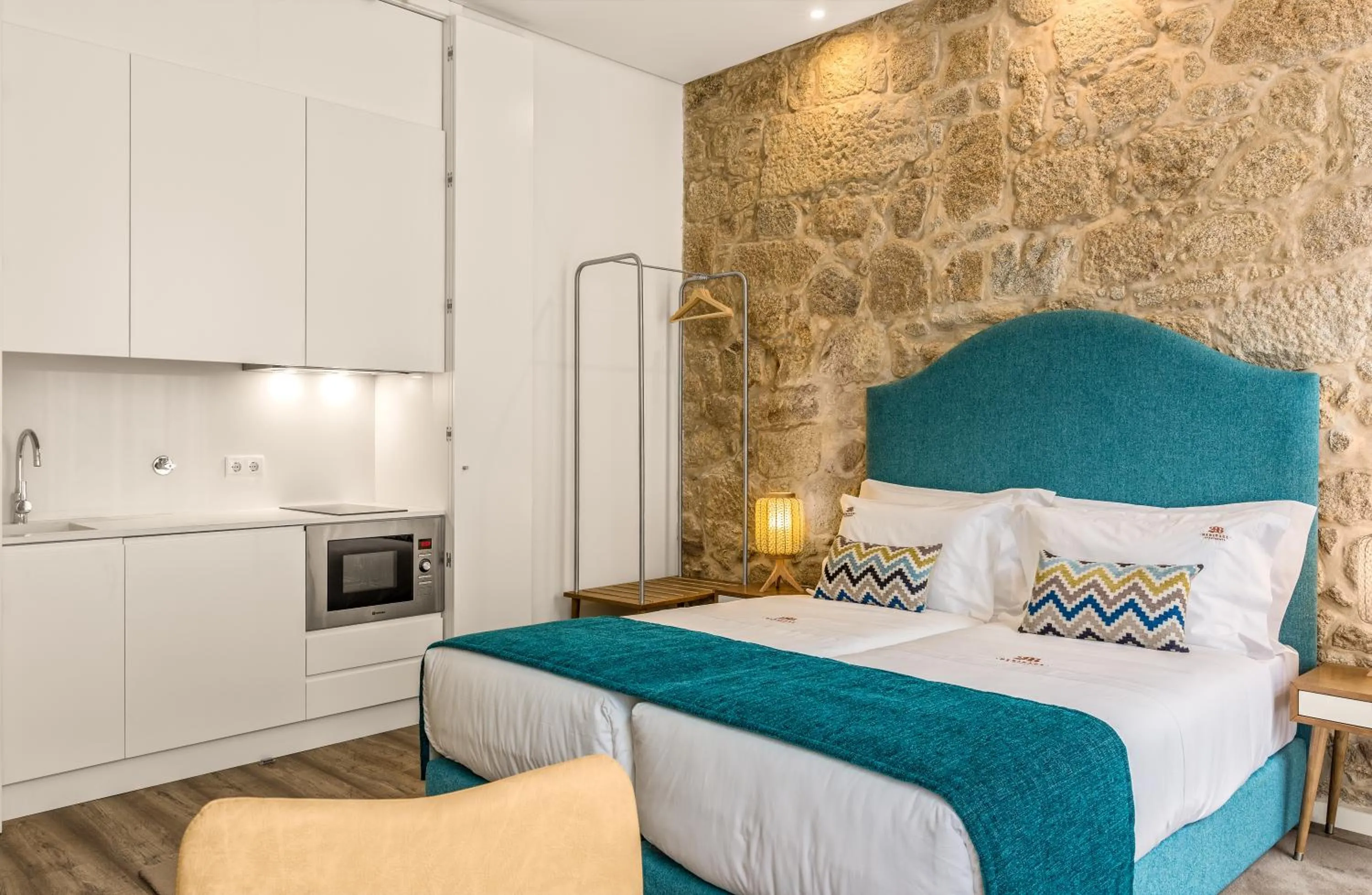 Bed in 296 Heritage Apartments